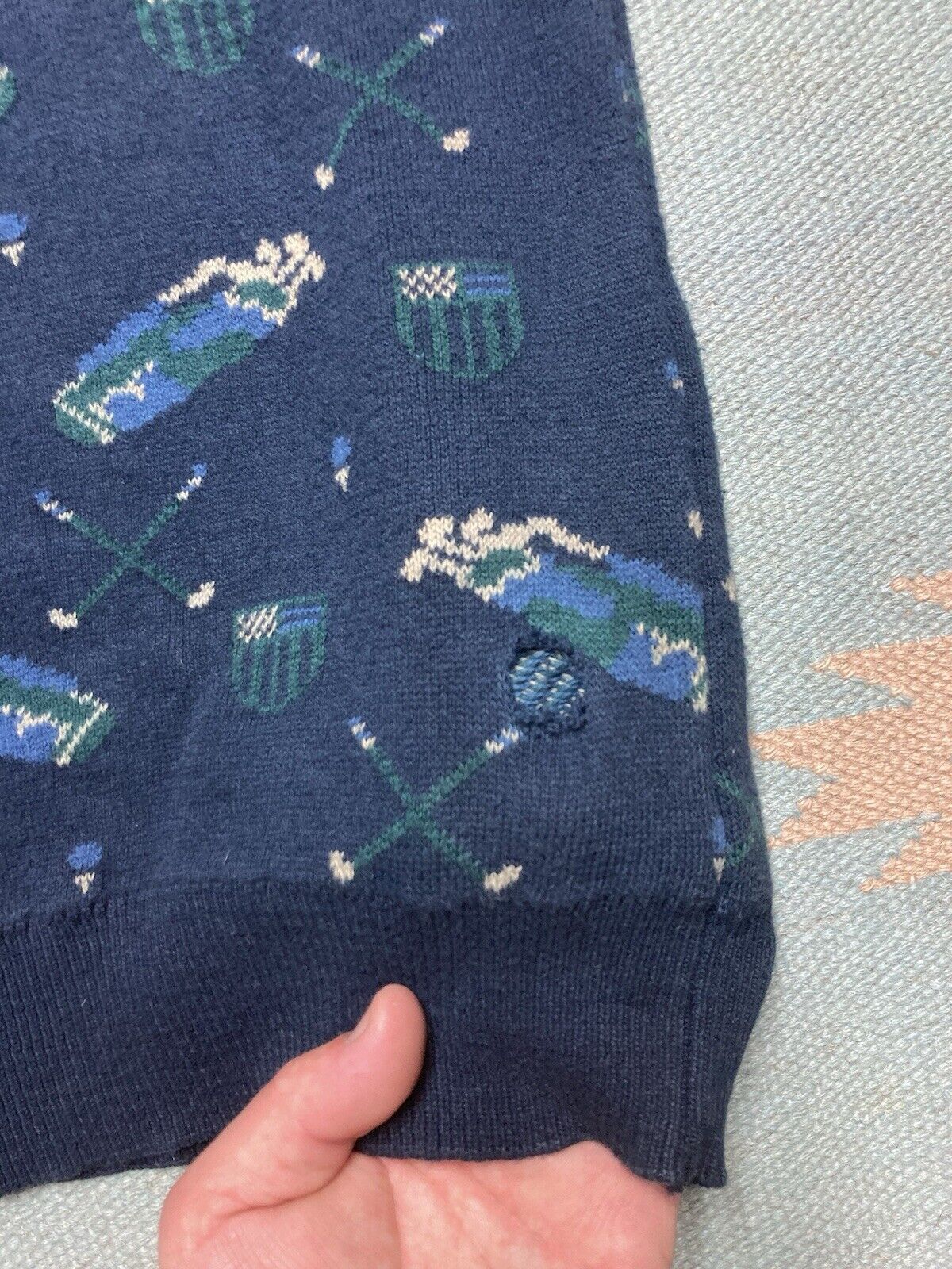Izod × Vintage VTG iZod crewneck sweater cotton knit golf clubs distresse L Size US L / EU 52-54 / 3 - 3 Thumbnail