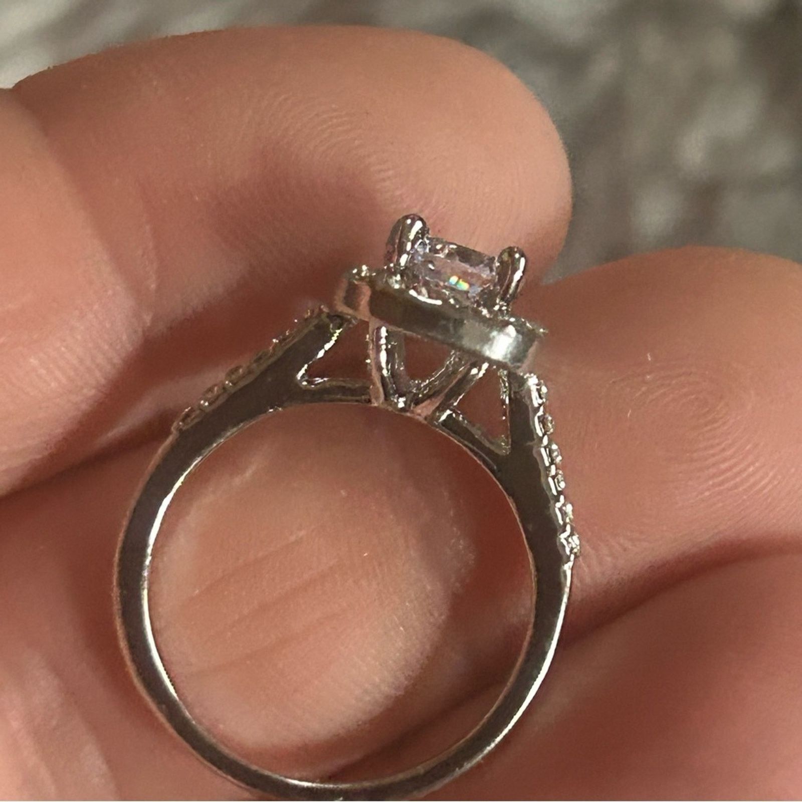Jewelry Elegant prong set open basket cz sterling silver ring NIB Size ONE SIZE - 7 Thumbnail