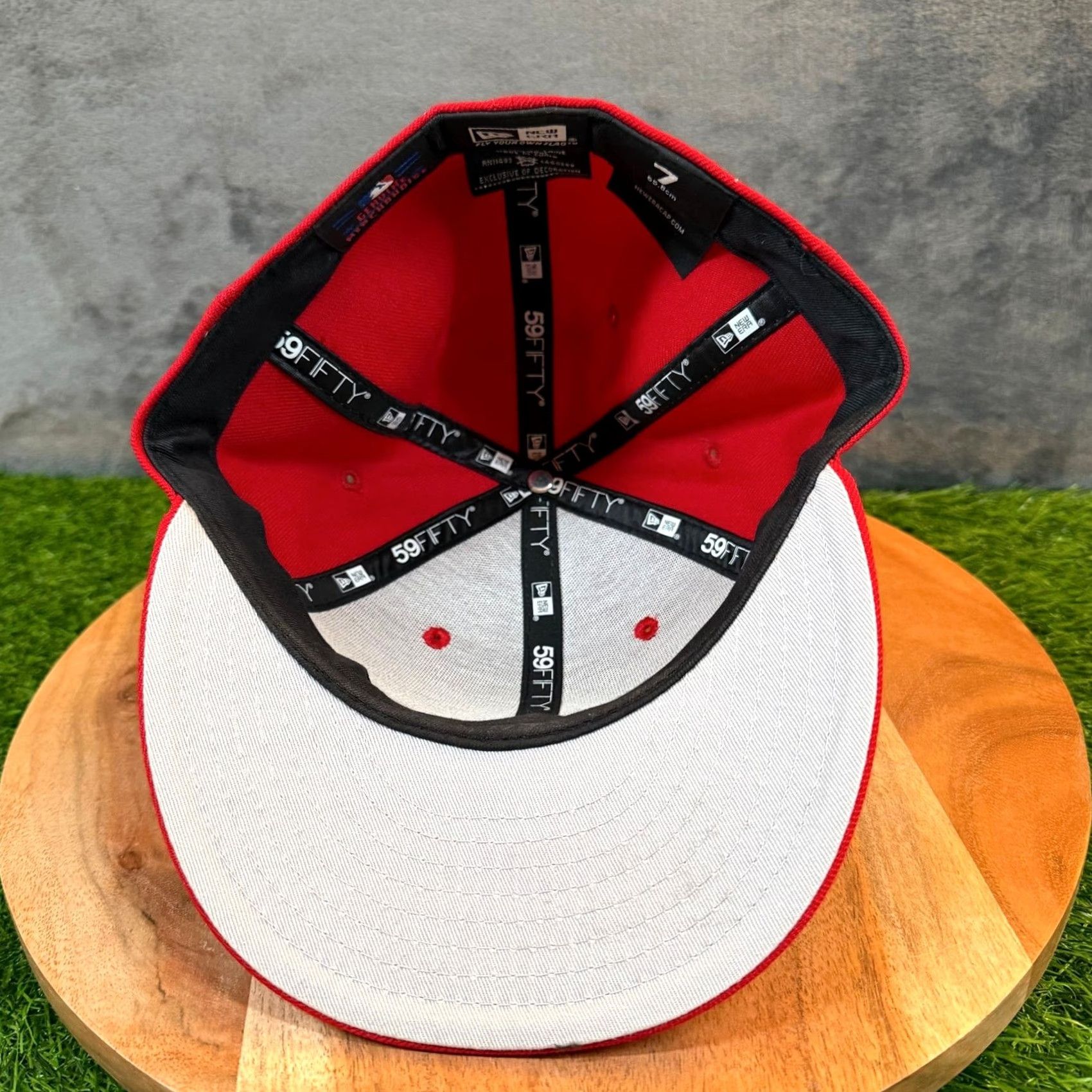 New Era VINTAGE New Era 59FIFTY New York Yankees Fitted Hat Red Tonal Logo MLB Cap Mens 7 Size ONE SIZE - 5 Thumbnail