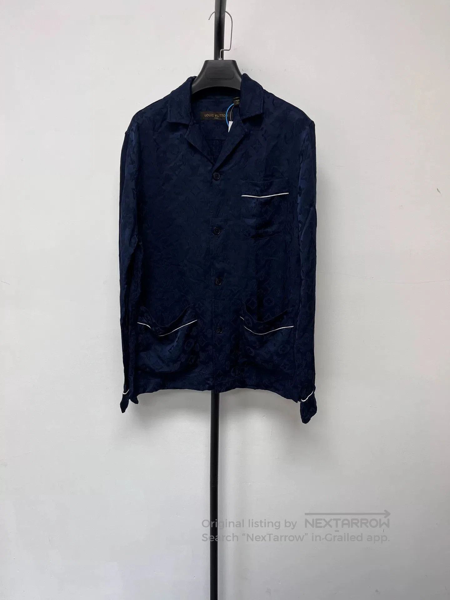 Louis Vuitton louis vuitton supreme silk shirt. Size US XS / EU 42 / 0 - 1 Thumbnail