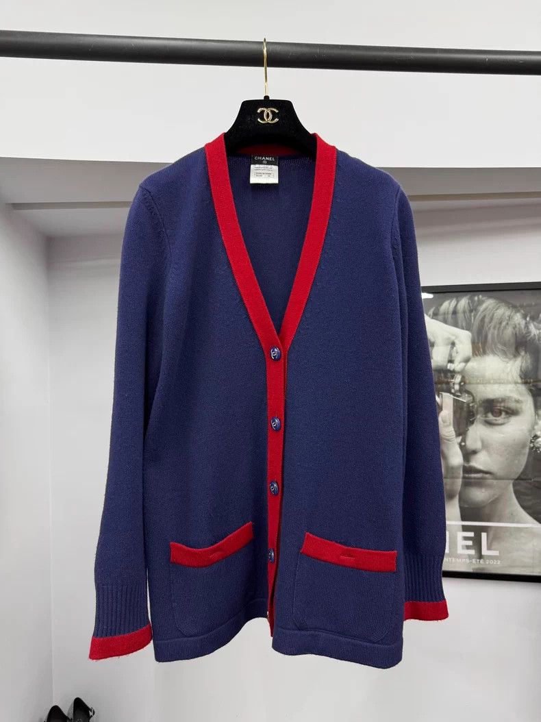 Chanel Chanel Blue and red contrast cashmere knitted cardigan coa Size XS / US 0-2 / IT 36-38 - 1 Thumbnail