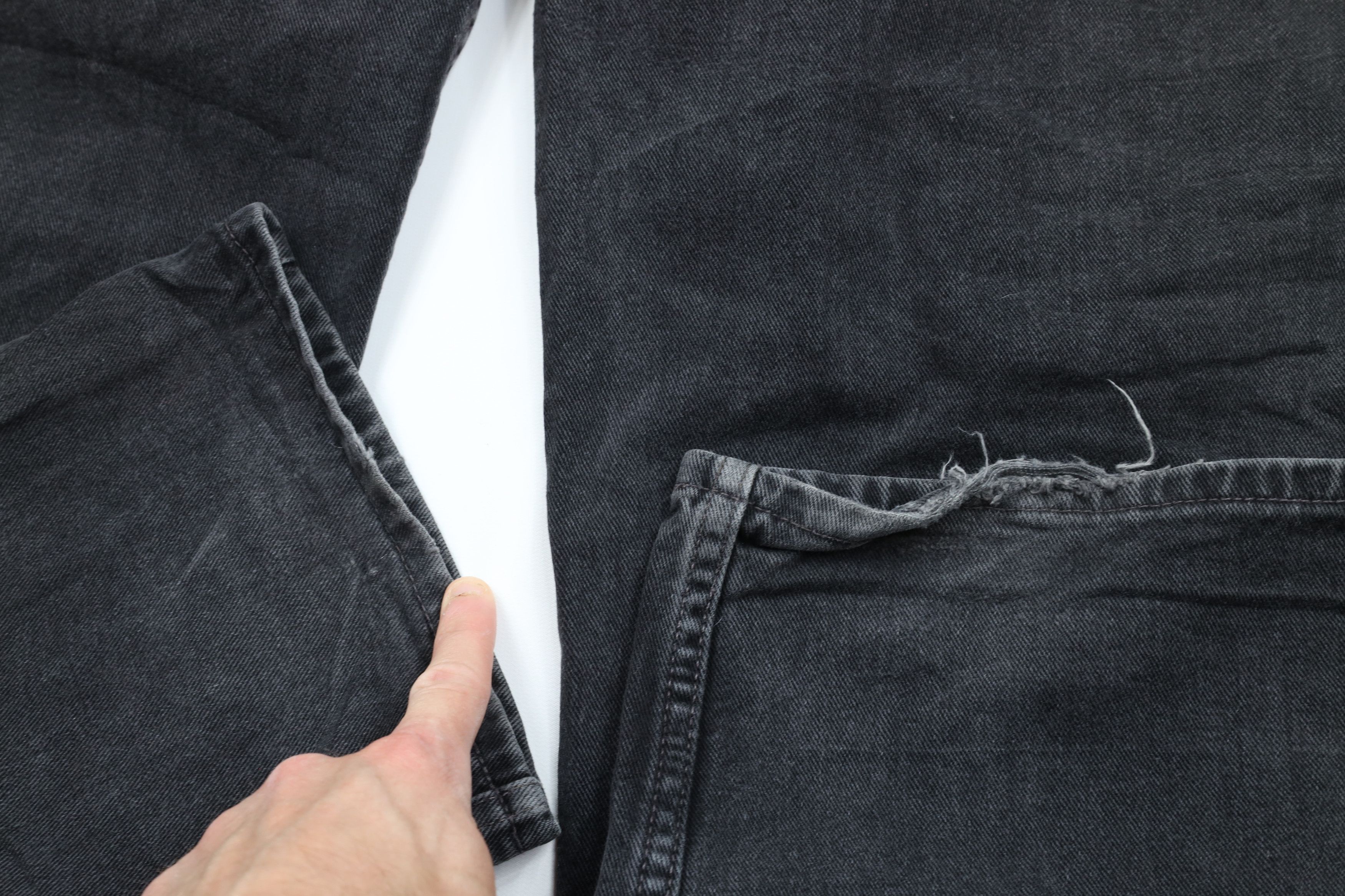 Levi's × Vintage Vintage Y2K 2000 Levis 550 Relaxed Fit Denim Jeans Black USA Size US 44 / EU 60 - 7 Thumbnail