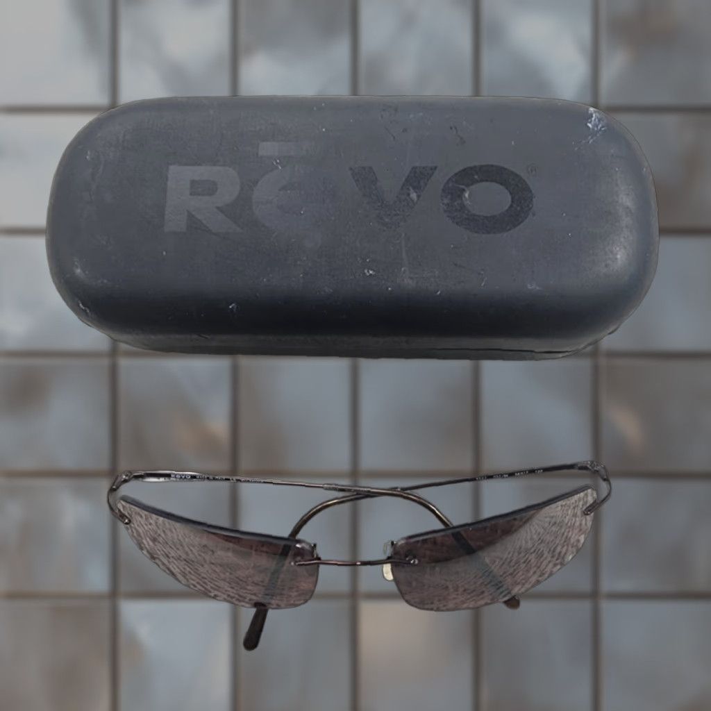 Vintage VINTAGE REVO Sunglasses 3044 Brown Polarized Rimless 56[]17-120 Made in Italy Mens Square Metal Case Included Size ONE SIZE - 1 Thumbnail