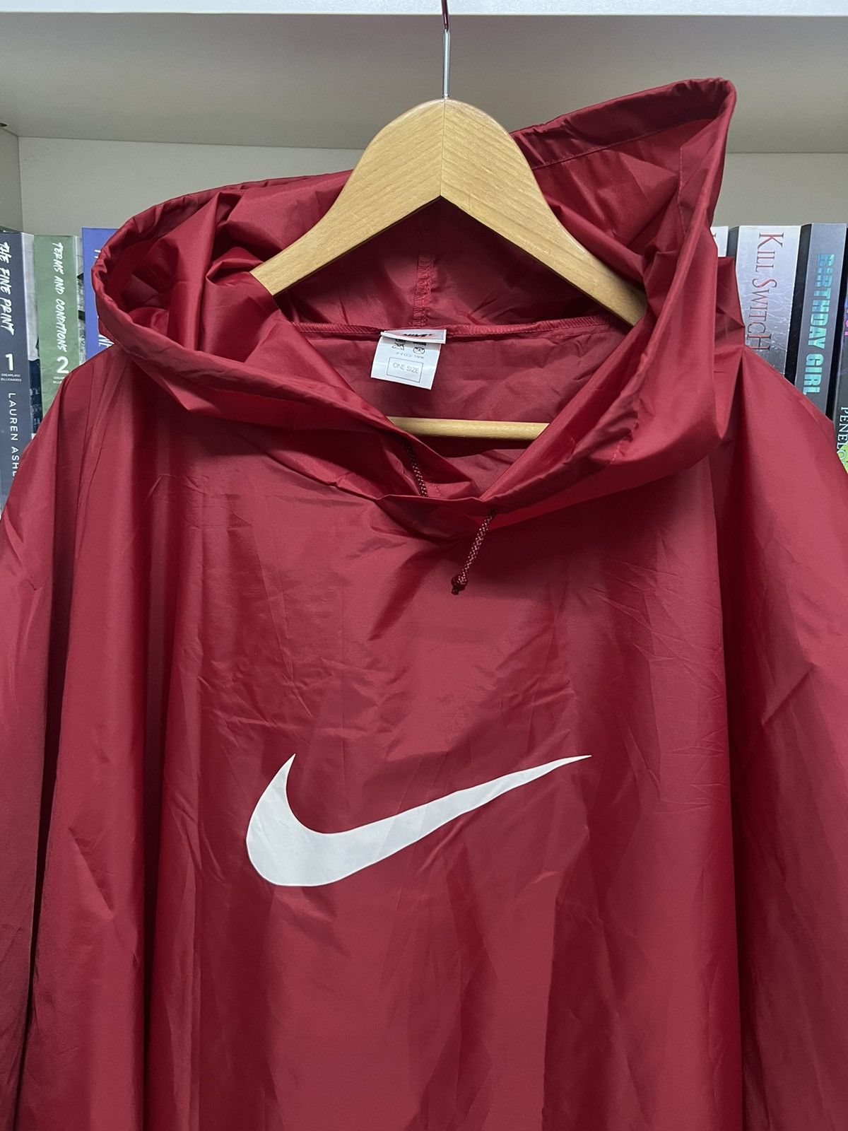 Nike Vintage NIKE Centre Swoosh Cloak Raincoat Size US L / EU 52-54 / 3 - 4 Thumbnail