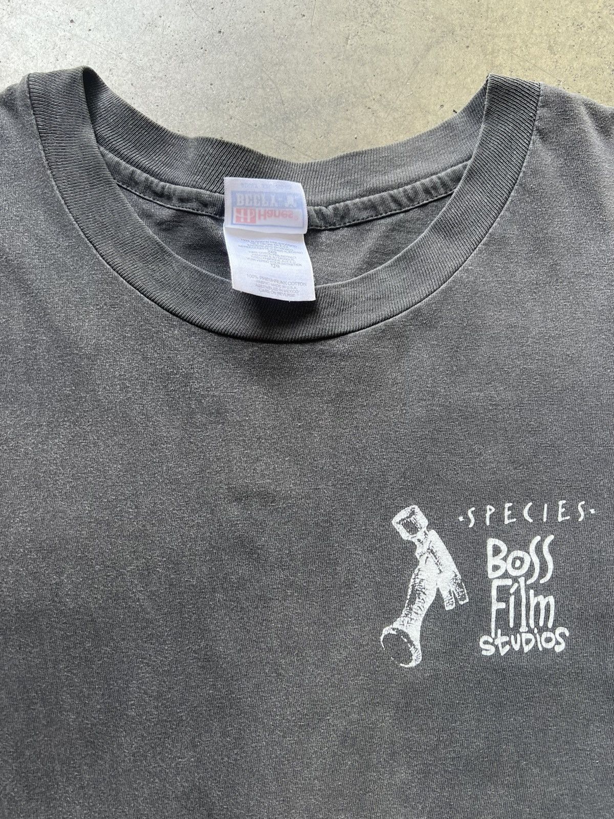 Vintage RARE ‘90s Species HR Giger Movie Promo Tee Shirt Alien Size US L / EU 52-54 / 3 - 9 Thumbnail