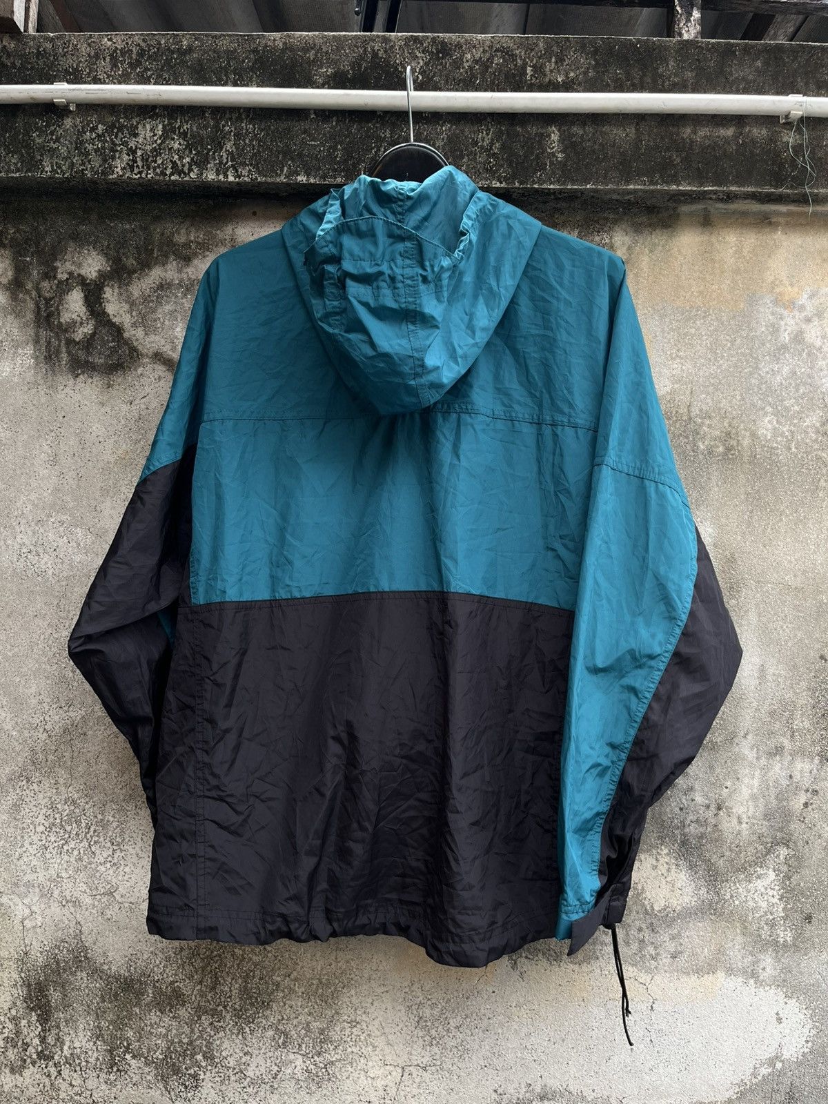Nike ACG Nike acg Packable Nylon Anorak Size US M / EU 48-50 / 2 - 2 Thumbnail