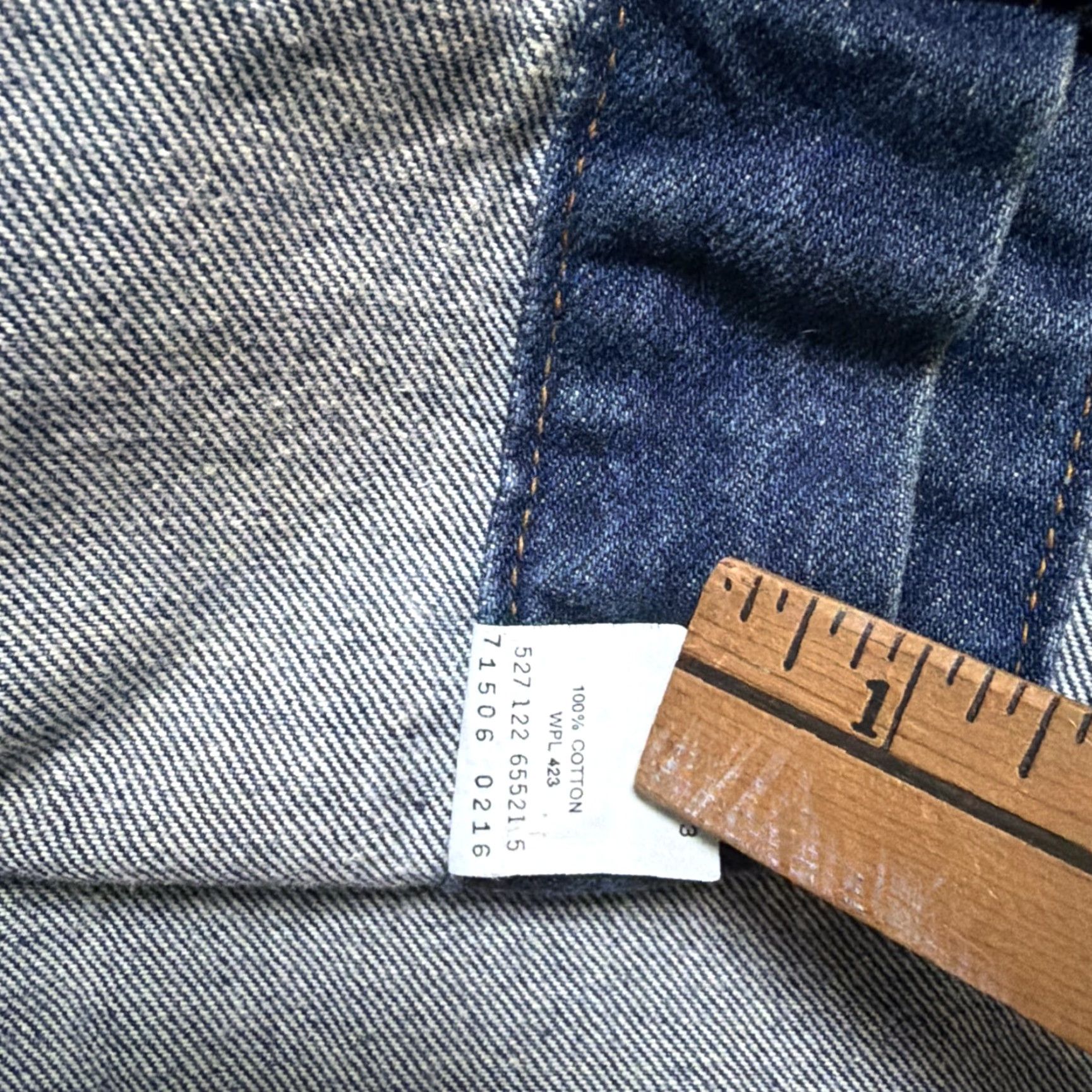 Levi's VINTAGE Levi’s 71506-0216 Denim Blue Trucker Jacket Shirt Unisex Adults 52 L USA 90s 80s Heritage Workwear Biker 52 L Mens Womens Girls Boys Size US L / EU 52-54 / 3 - 3 Thumbnail