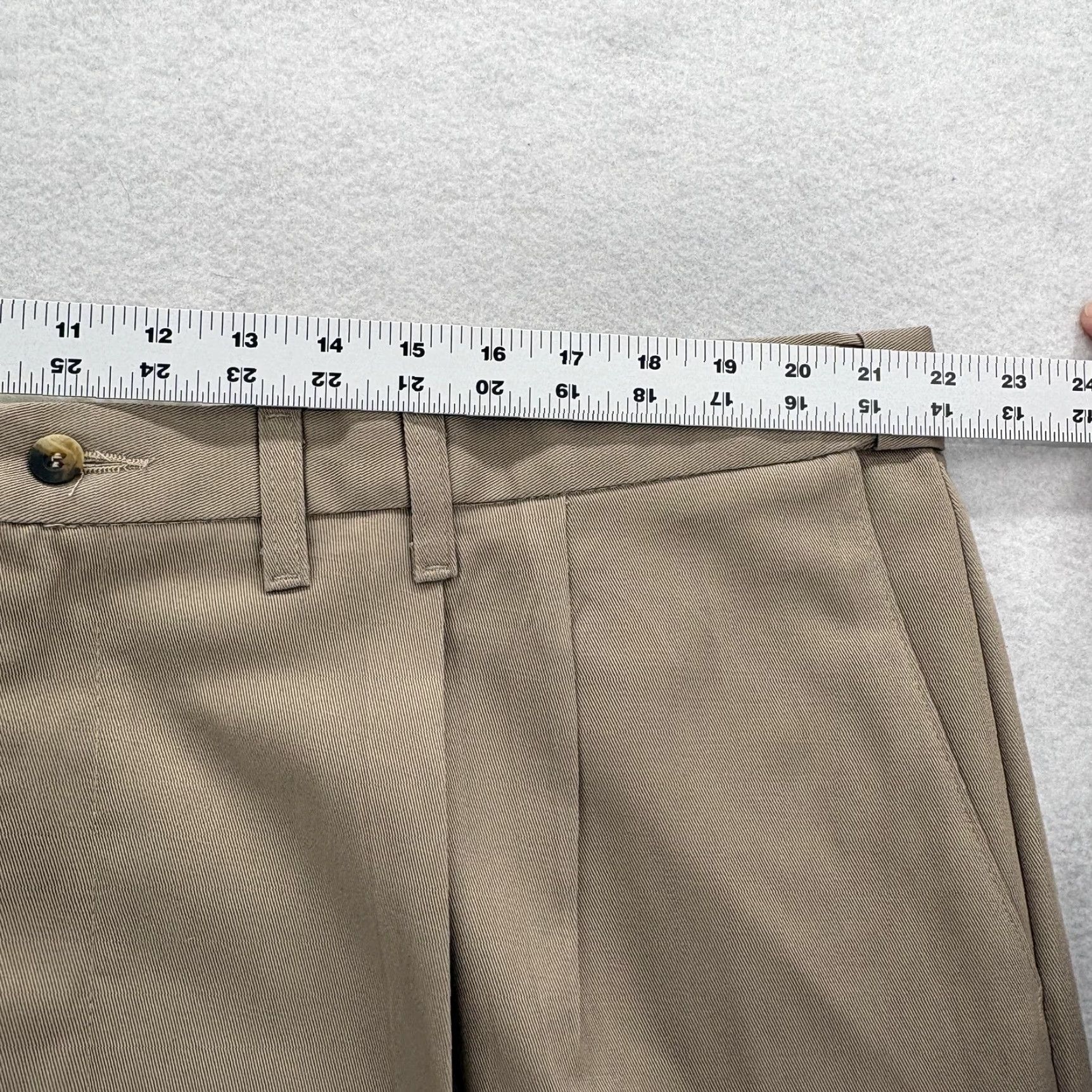 Wrangler Wrangler Timber Creek Perfect Fit Pants Mens 44x30 Beige Pleated Khaki Workwear Size US 44 / EU 60 - 5 Thumbnail