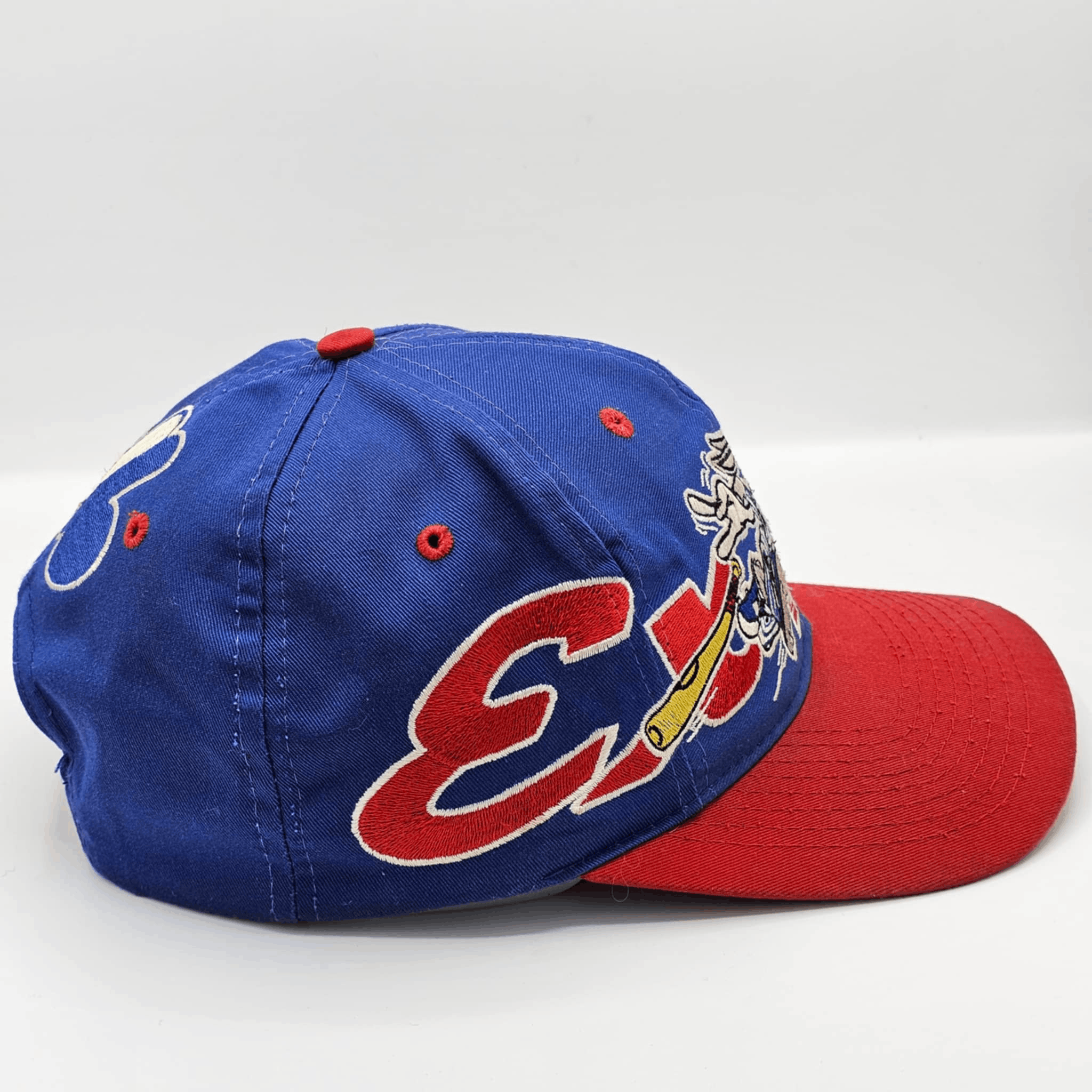 MLB × Vintage Montreal Expos Vintage 90s Bugs Bunny Snapback Hat Size ONE SIZE - 2 Thumbnail