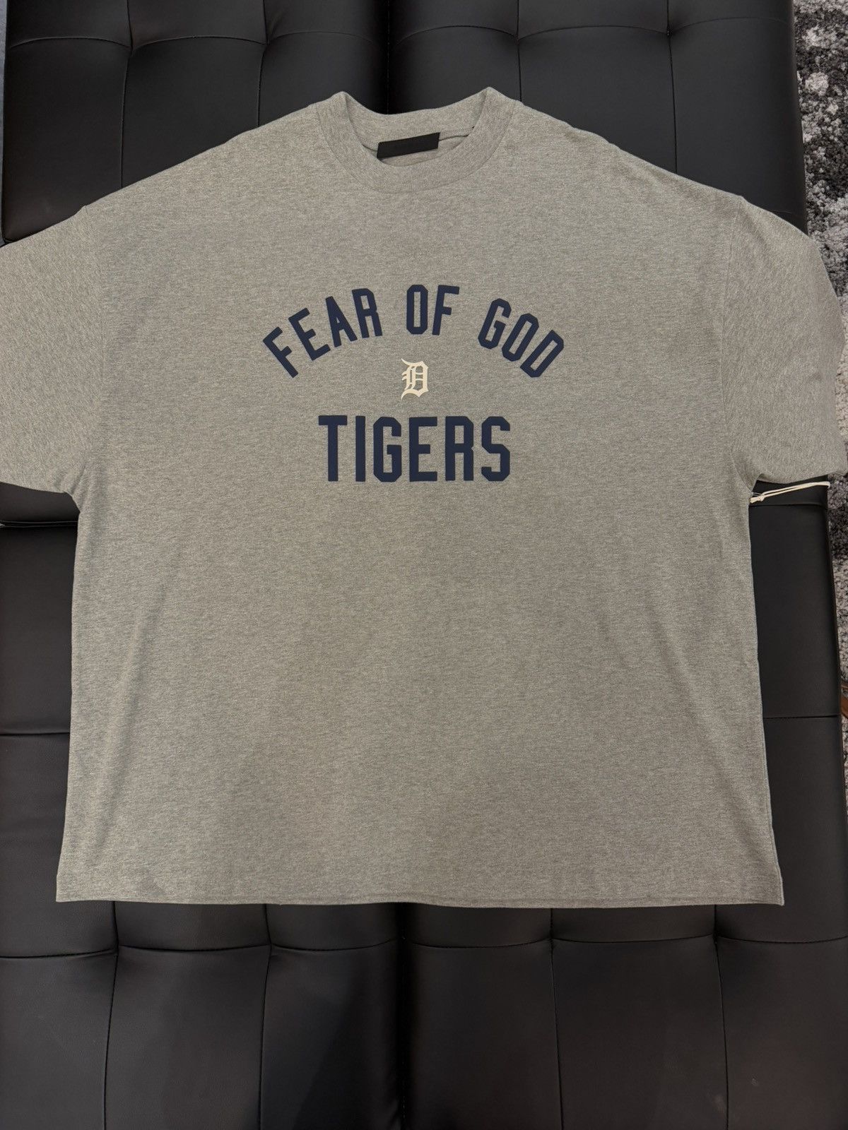 Fear of God Size L - Fear Of God Essentials MLB Detroit Tigers '90s Fit Size US L / EU 52-54 / 3 - 1 Thumbnail