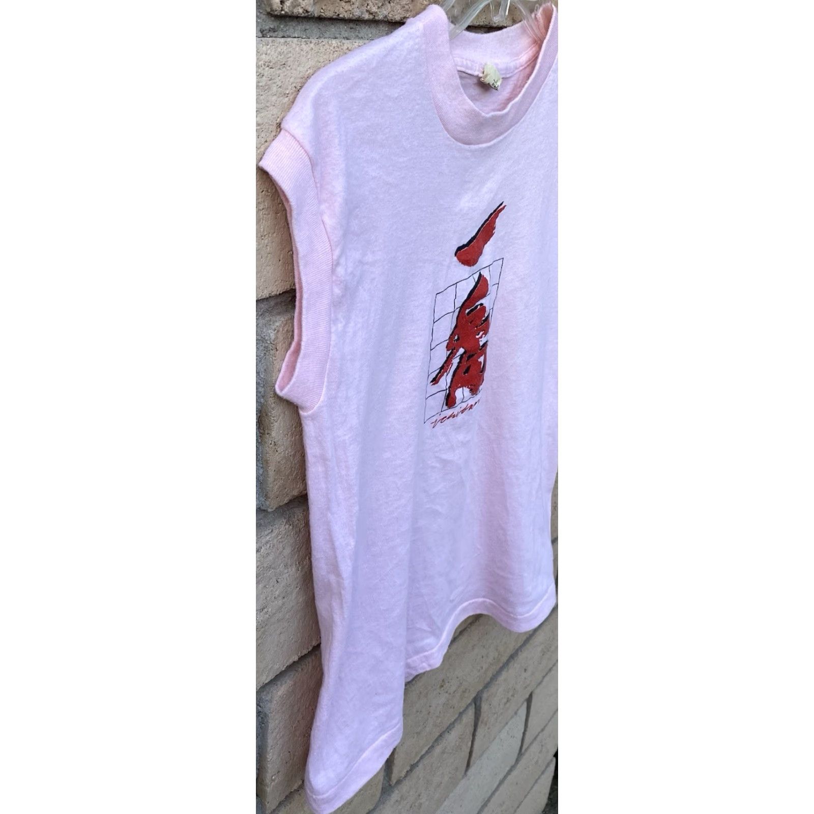 Vintage VINTAGE Screen Stars Muscle Tee Sleeveless T Shirt 1980s Size S Pink Graphic 80s Mens Shirts Size US S / EU 44-46 / 1 - 6 Thumbnail
