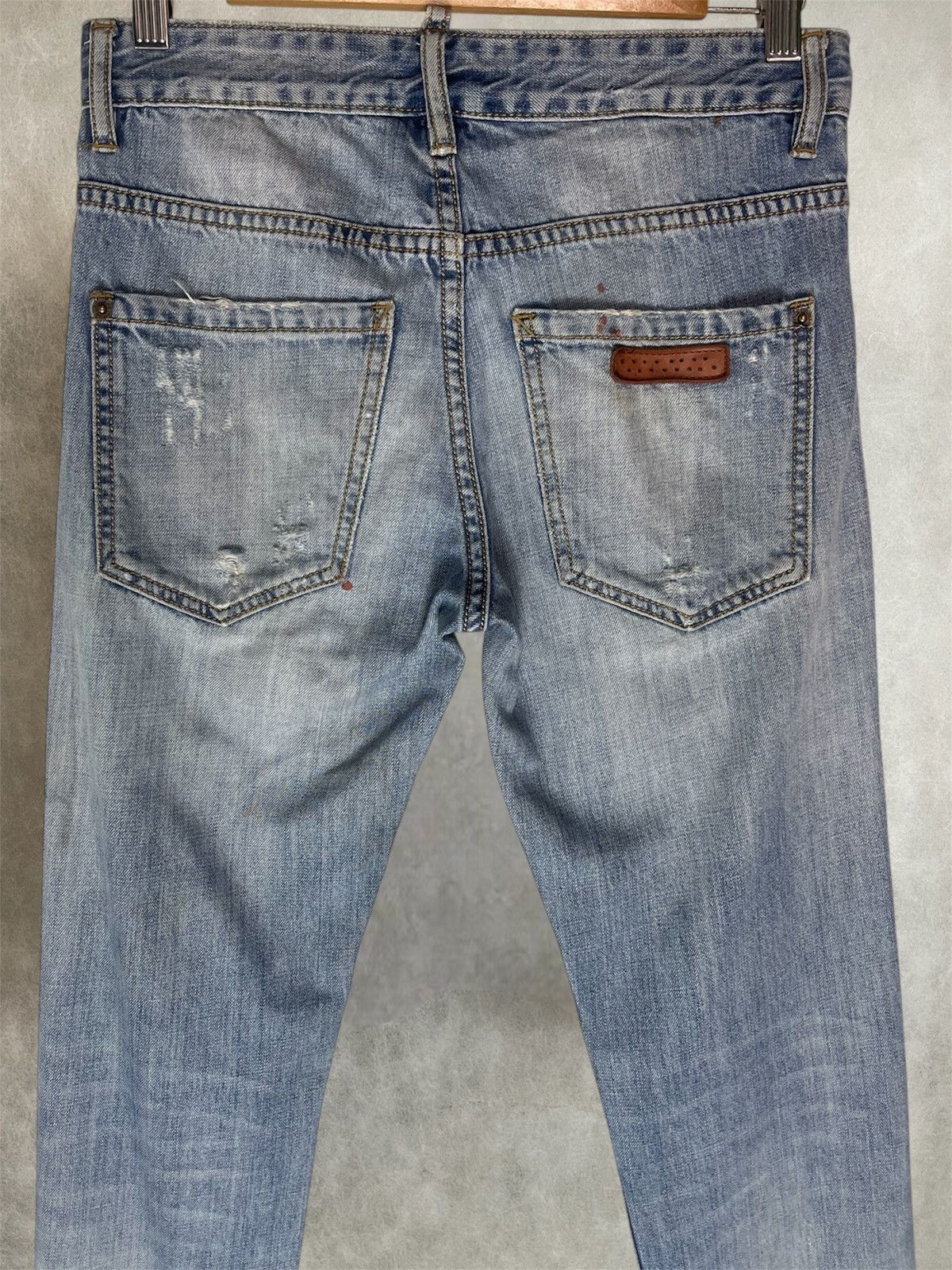 Dsquared2 FW2010 Dsquared2 floral distressed denim pants Size US 29 - 7 Thumbnail