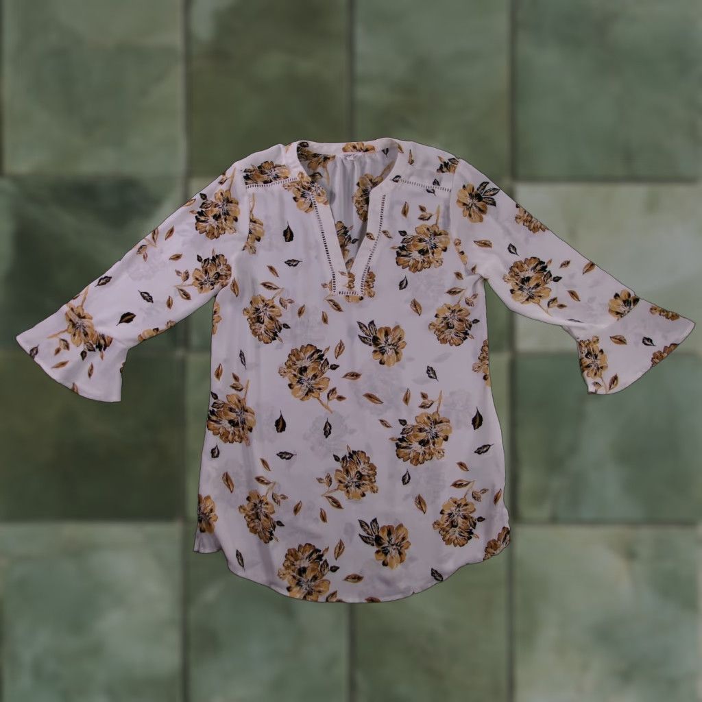 Vintage Maurices Shirt Women Small White Floral 3/4 Sleeve Tunic Boho Coastal Western V-Neck Bell Lace Trim 100% Polyester Floral Pattern Womens Size S / US 4 / IT 40 - 1 Thumbnail
