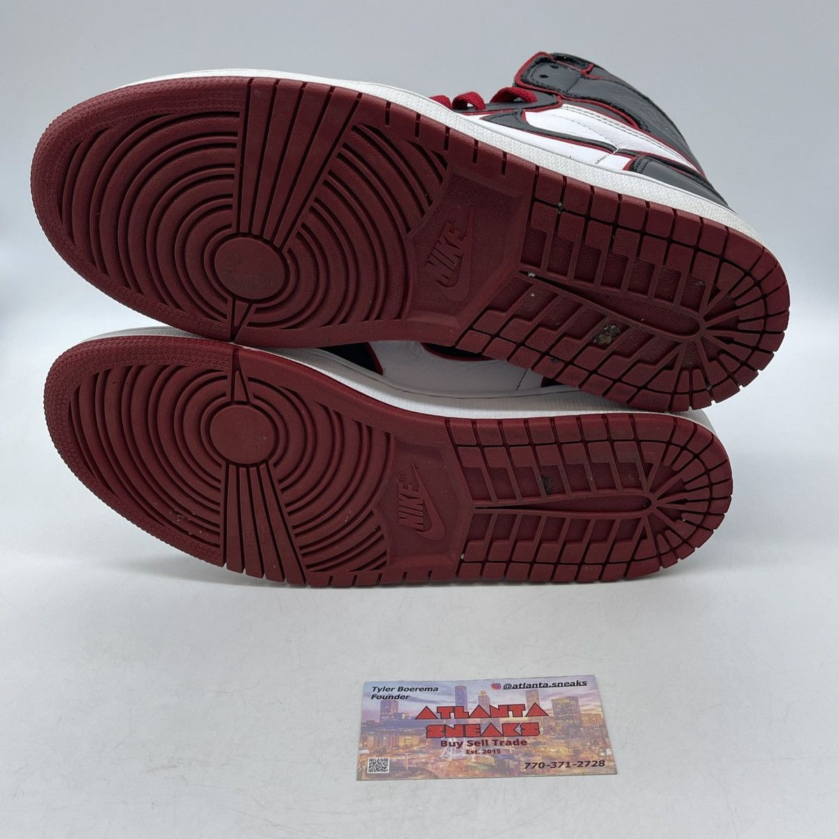 Jordan Brand Air Jordan 1 high bloodline Size US 9.5 / EU 42-43 - 7 Thumbnail