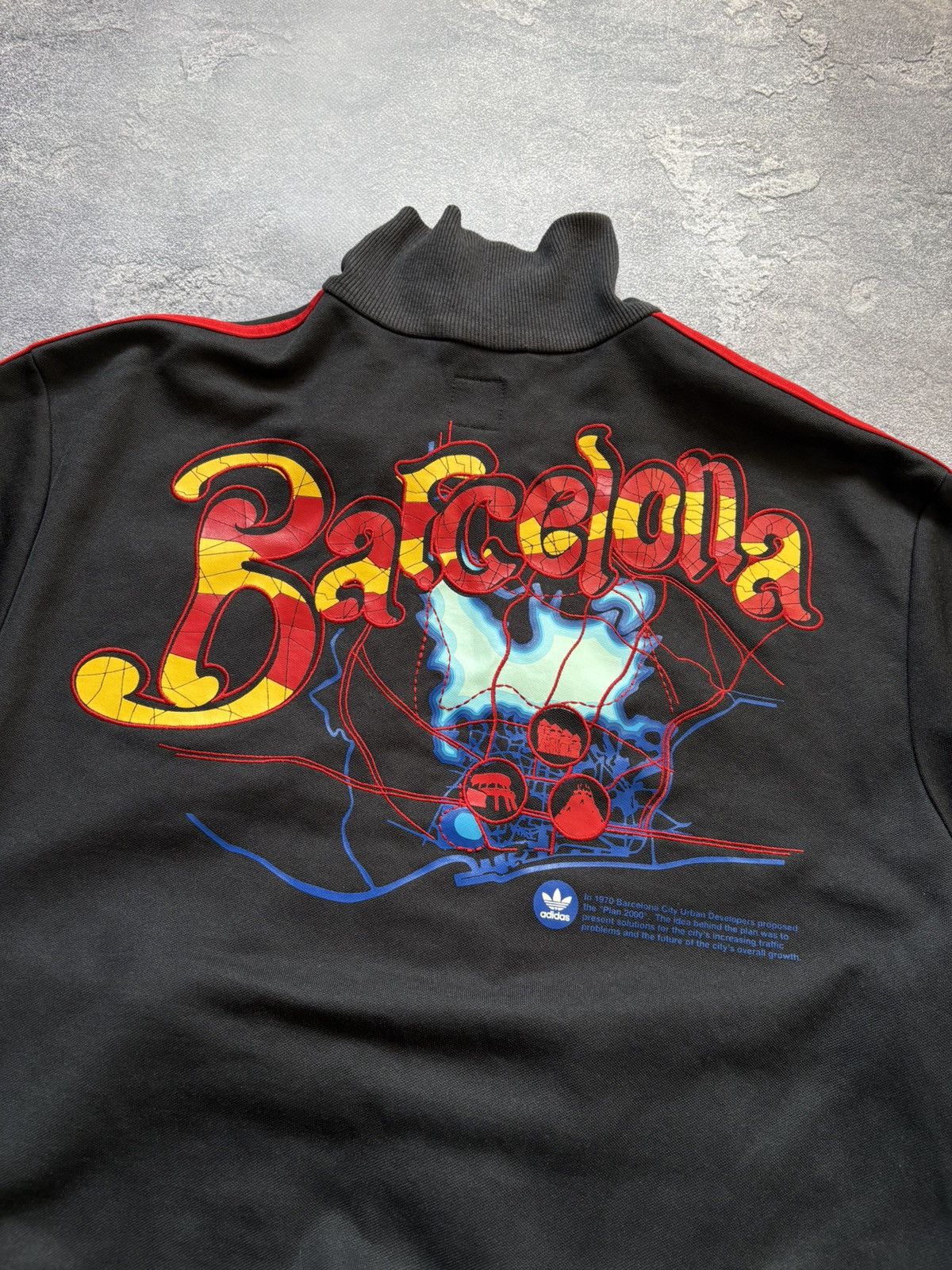 Adidas Vintage 00s Adidas OG Barcelona City Y2K Retro Track Jacket Size US L / EU 52-54 / 3 - 2 Thumbnail