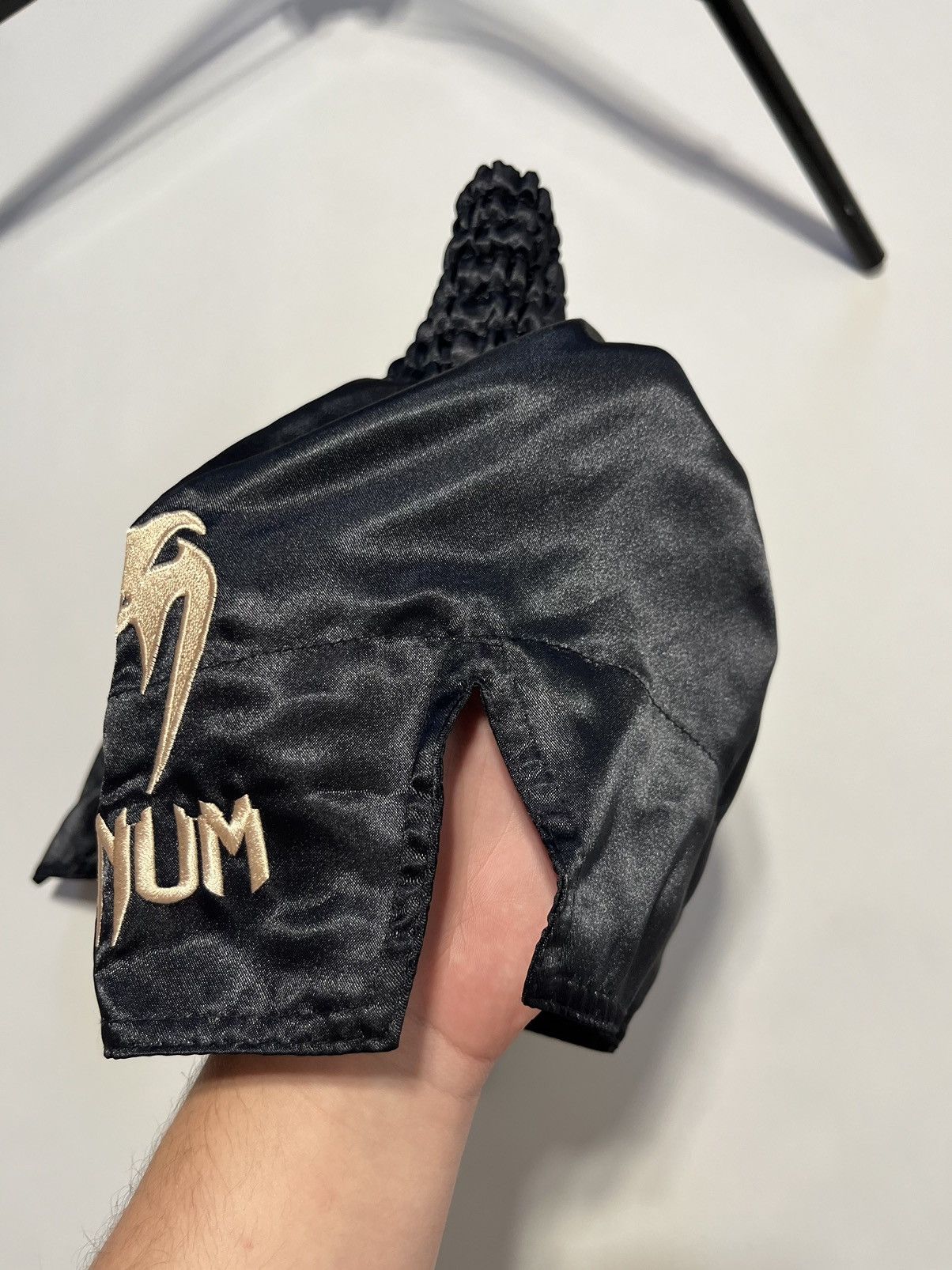 Vintage Vintage Venum Muai Thai Shorts Brand New Size US 30 / EU 46 - 10 Thumbnail