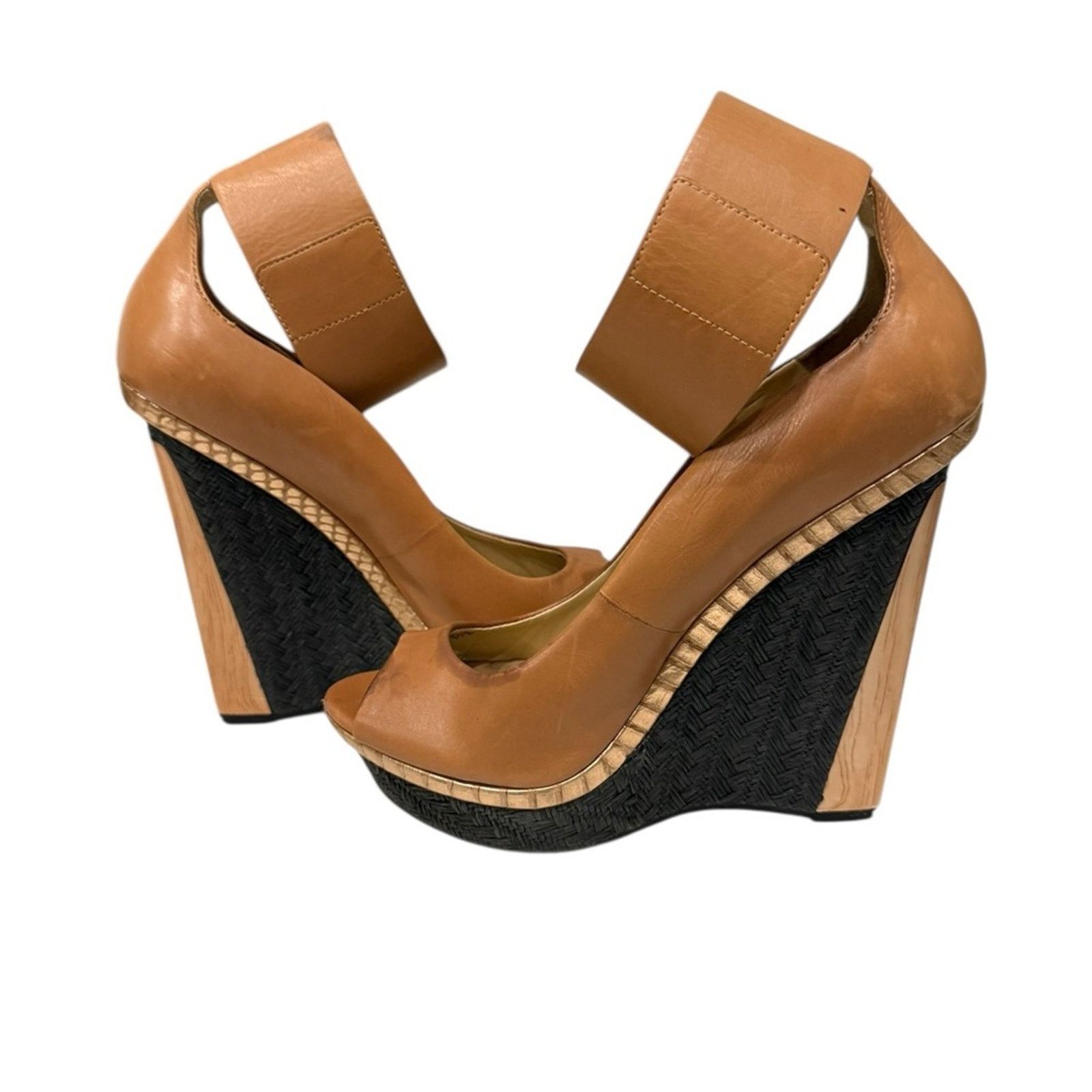 Brian Atwood Brian Atwood: Alouette Wedge High Heel Size:8 Size US 8 / IT 38 - 7 Thumbnail