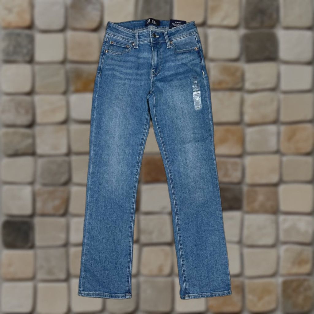 Gap Gap Jeans Womens 2 Blue Denim Cotton Stretch Mid Rise 24x28 Straight 5-Pocket City Preppy Accessories: Button Zipper Logo Size 26" / US 2 / IT 38 - 1 Thumbnail