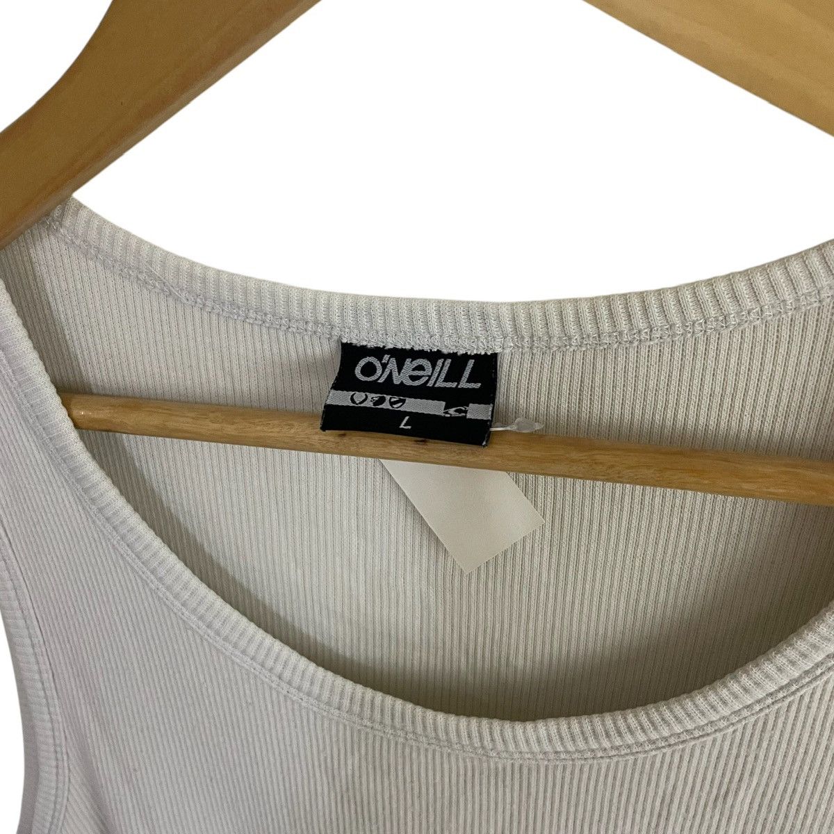 O'Neill TANK TOP IN WHITE SURFING Y2K ONEIL USA Size US M / EU 48-50 / 2 - 4 Thumbnail