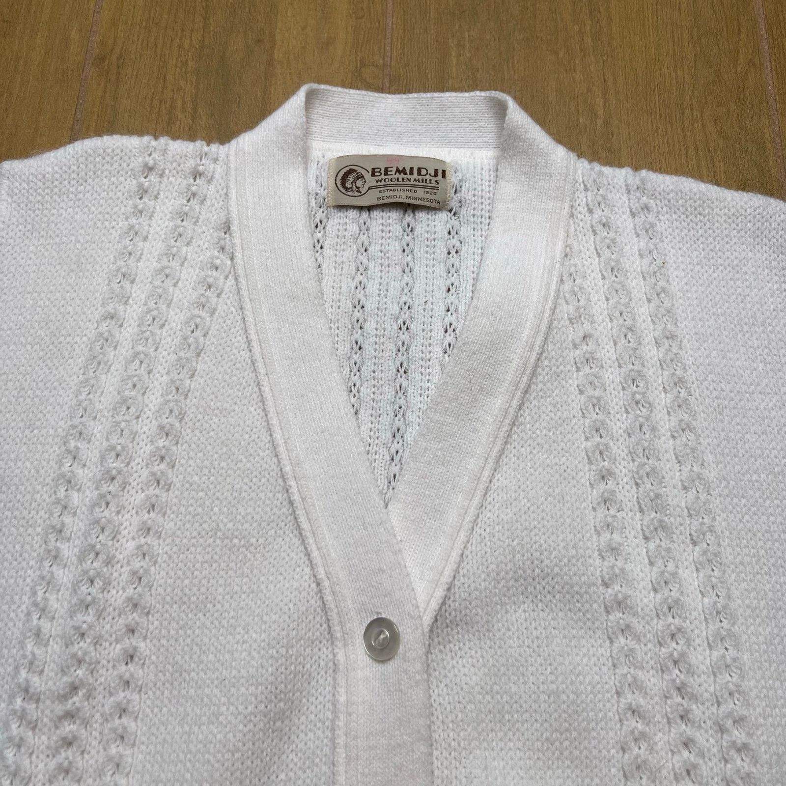 Vintage Vintage Bemidji Woolen Mills Knit Sweater Vest White USA M/L Size US M / EU 48-50 / 2 - 10 Thumbnail