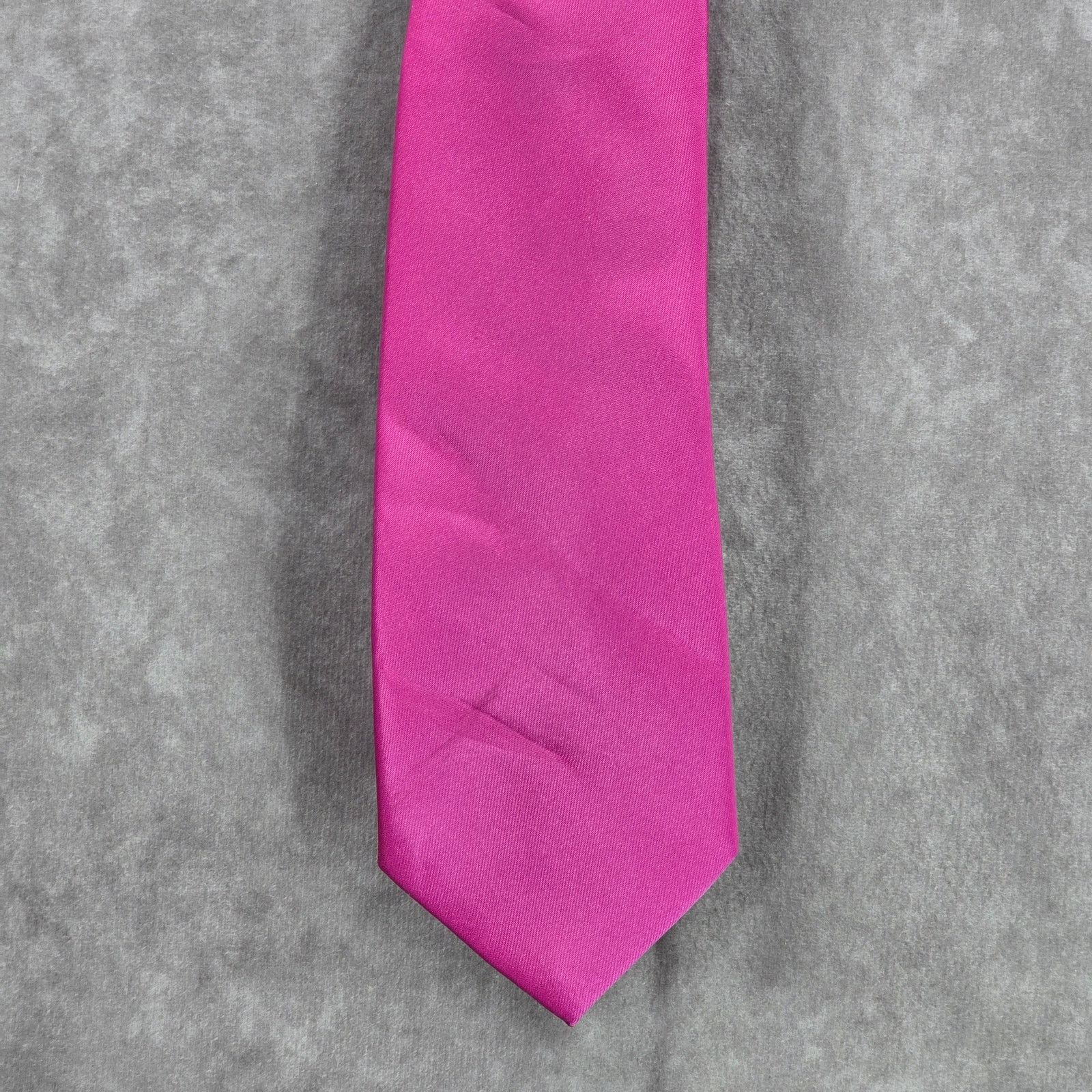 Apt. 9 Apt. 9 Pink Solid 100% Polyester Narrow Men's Neck Tie NWT Size 28 - 1 Thumbnail