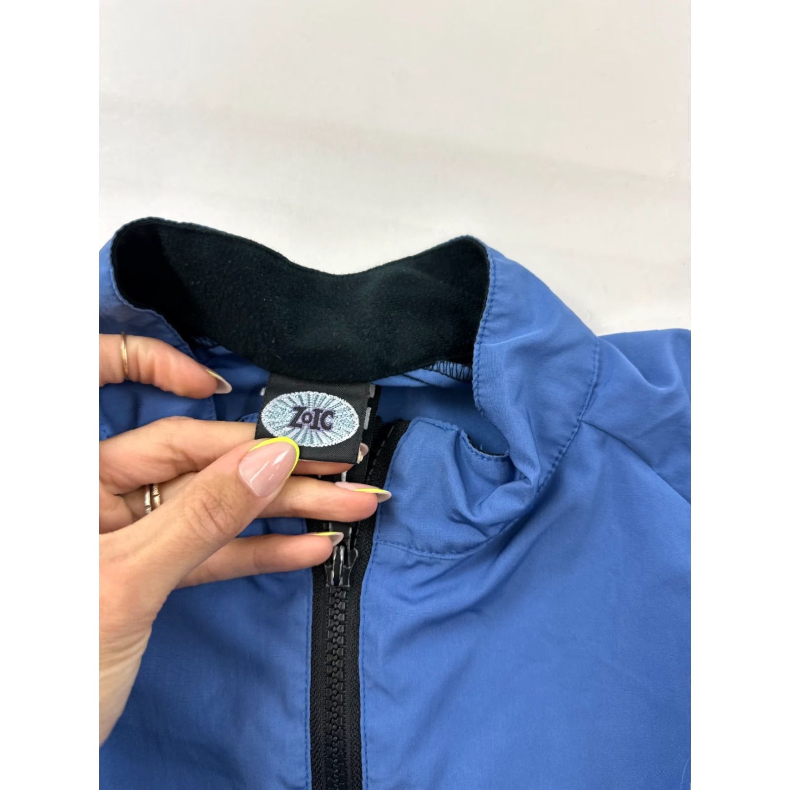 Vintage ZOIC Jacket Womens Small Blue Black Nylon Windbreaker Running Long Sleeve Zip-Up Size S / US 4 / IT 40 - 4 Thumbnail