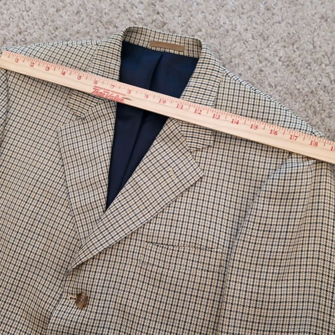 Crombie Crombie Blazer Mens 40 Beige Plaid Wool Silk Three-Button Ventless Regular Notch Lapel 2 Piece Single-Breasted Mens SS Size 40R - 2 Thumbnail