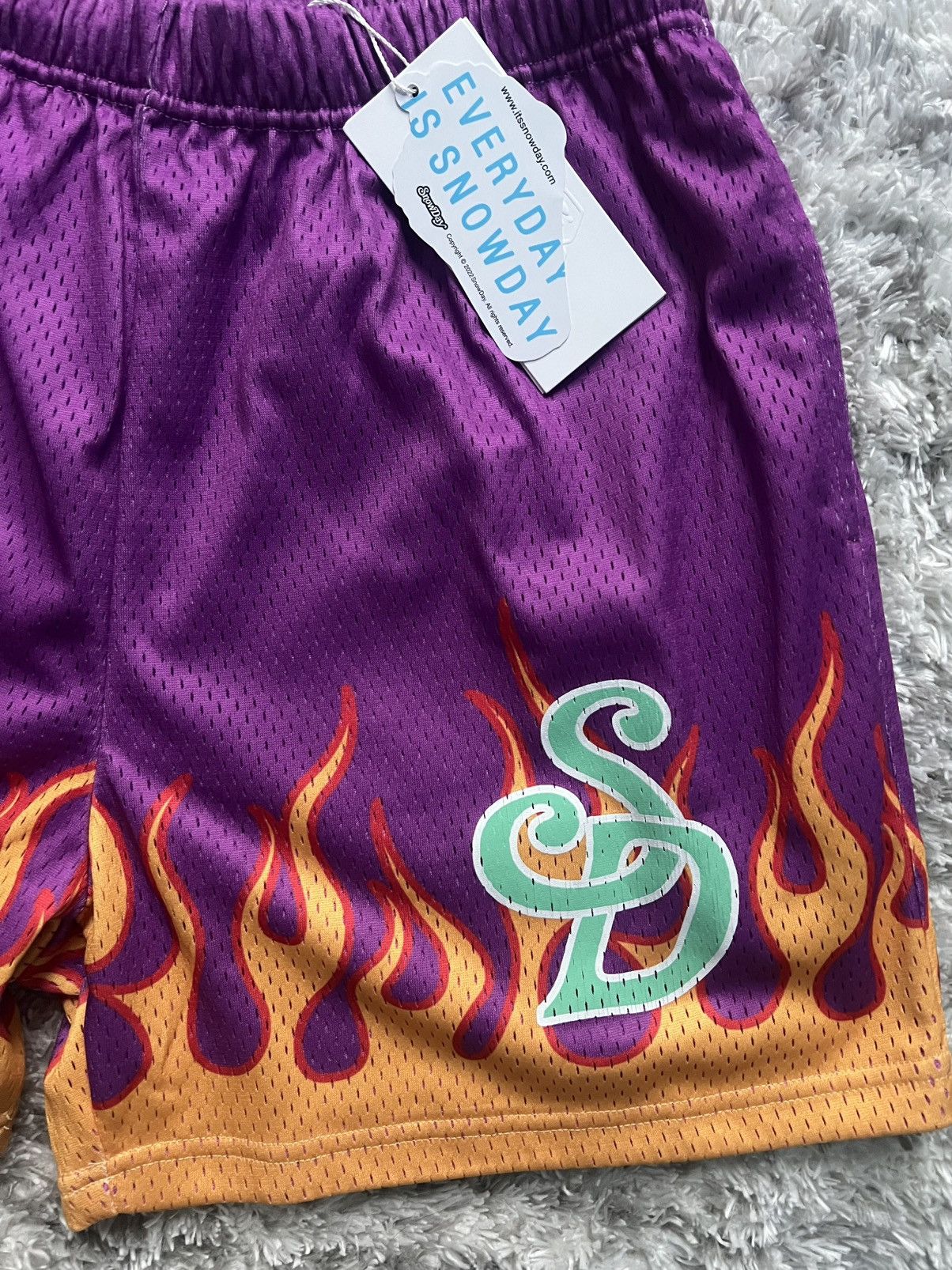 Snowday Snow day purple flame basketball shorts Size US 32 / EU 48 - 4 Thumbnail