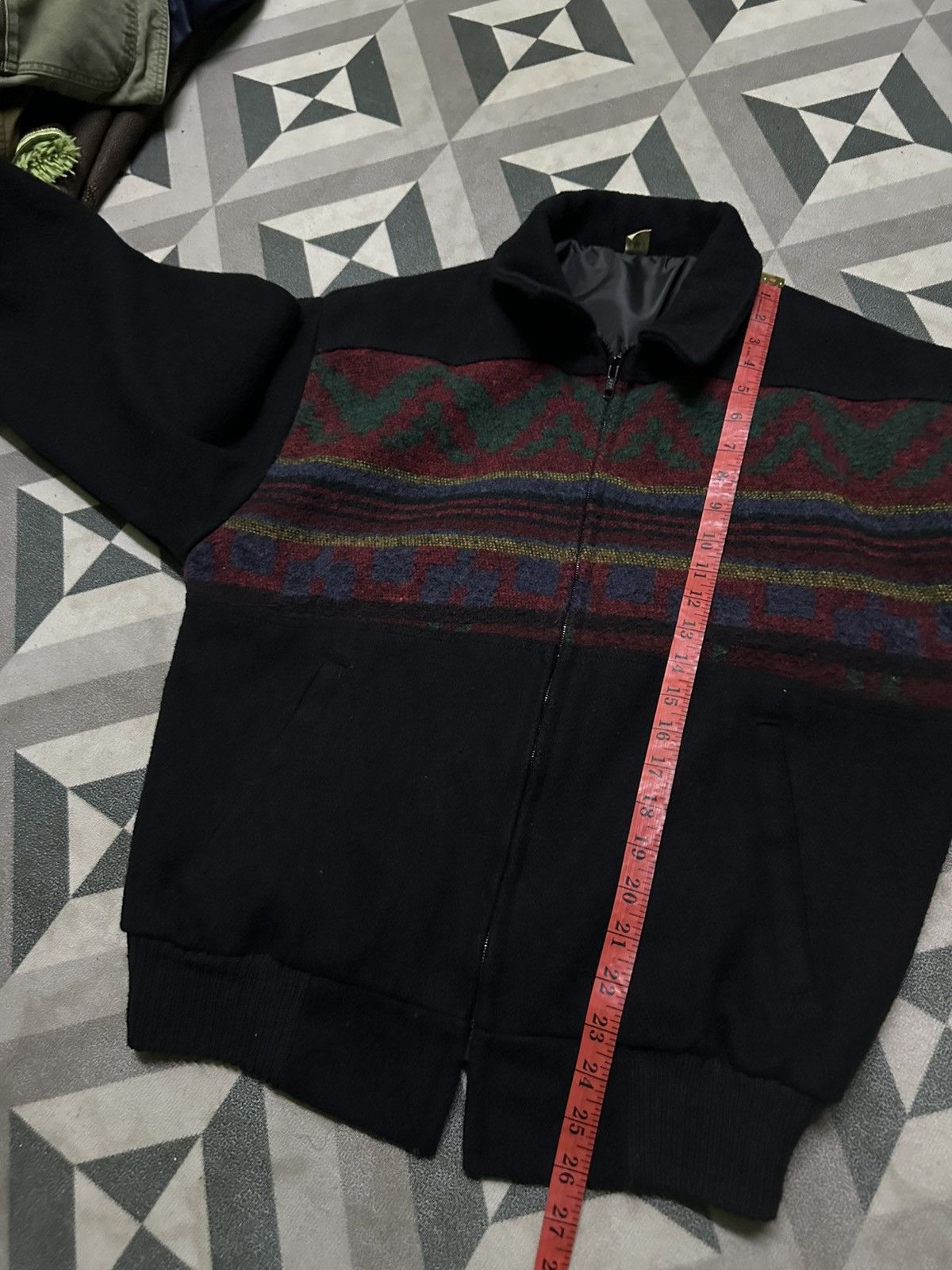 Vintage Vintage 80s Native wool bomber jacket Size US M / EU 48-50 / 2 - 9 Thumbnail