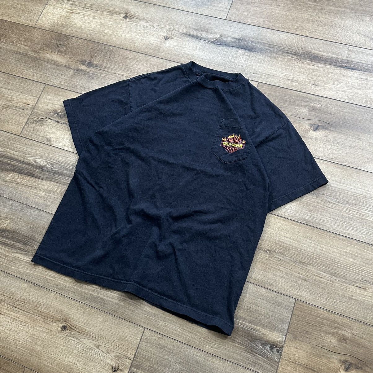 Harley Davidson Vintage 2000s Harley Davidson Black Flame Pocket Graphic Tee Size US L / EU 52-54 / 3 - 3 Thumbnail