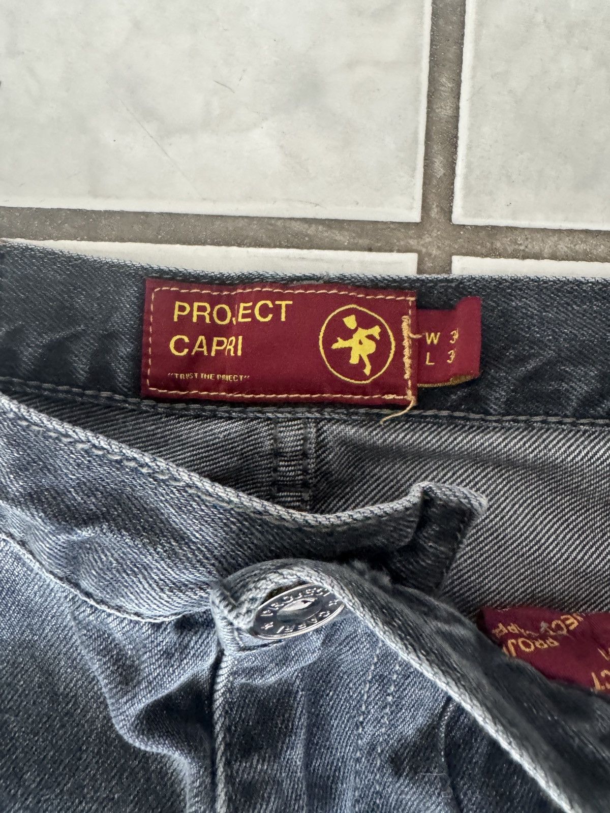 Other CAPRI DISTRESSED DENIM Size US 34 / EU 50 - 3 Thumbnail