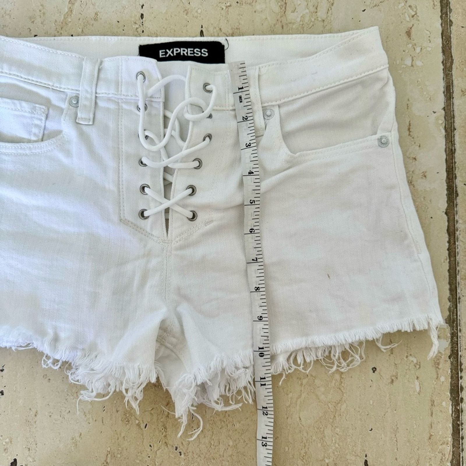 Express Express Jean Shorts, White, Size 00, Vintage Style Size 24" / US 00 / IT 34 - 4 Thumbnail