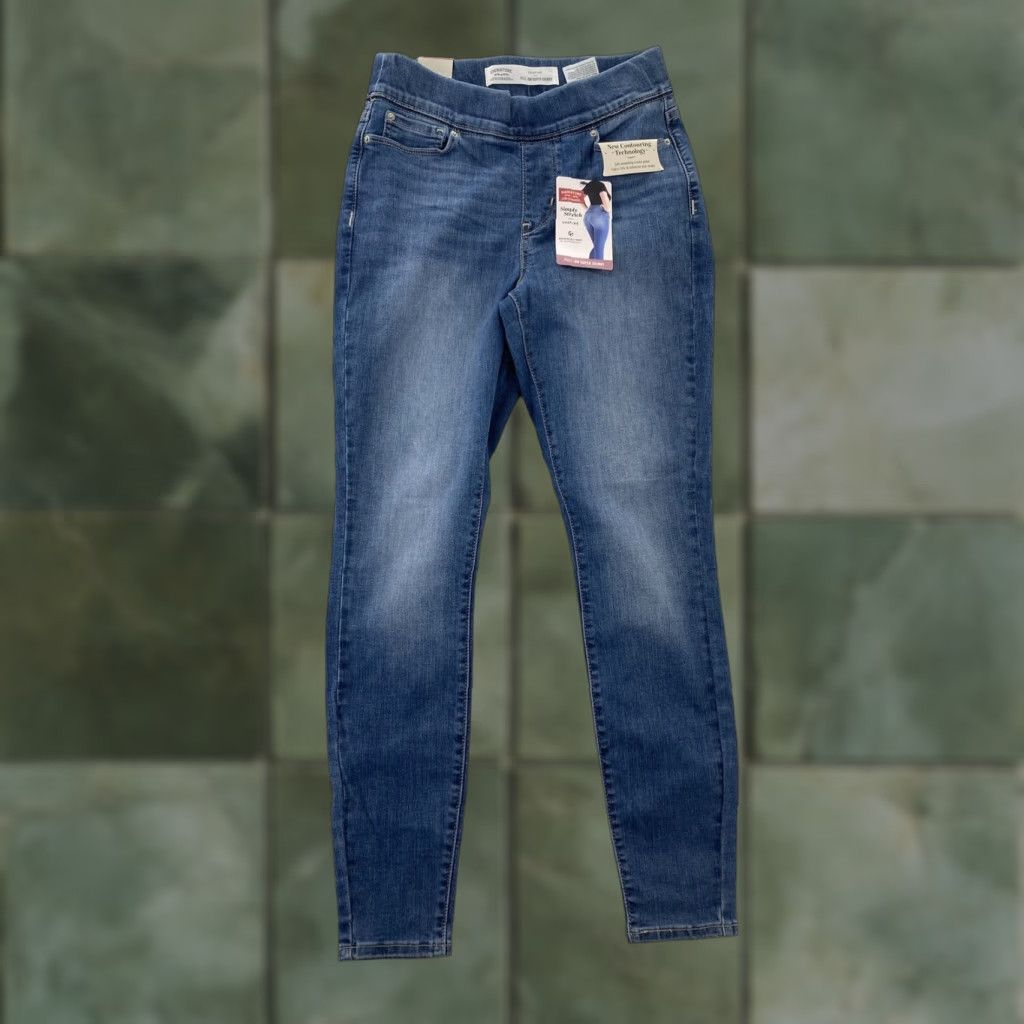 Levi's Signature Levi's Jeans Women's Super Skinny Pull On Size 4 Denim Blue Shaping Stretch Modern Size 27" / US 4 / IT 40 - 1 Thumbnail