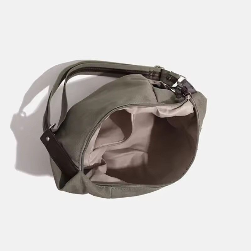 Japanese Brand Y2K Vintage Shoulder Bag Size ONE SIZE - 3 Thumbnail