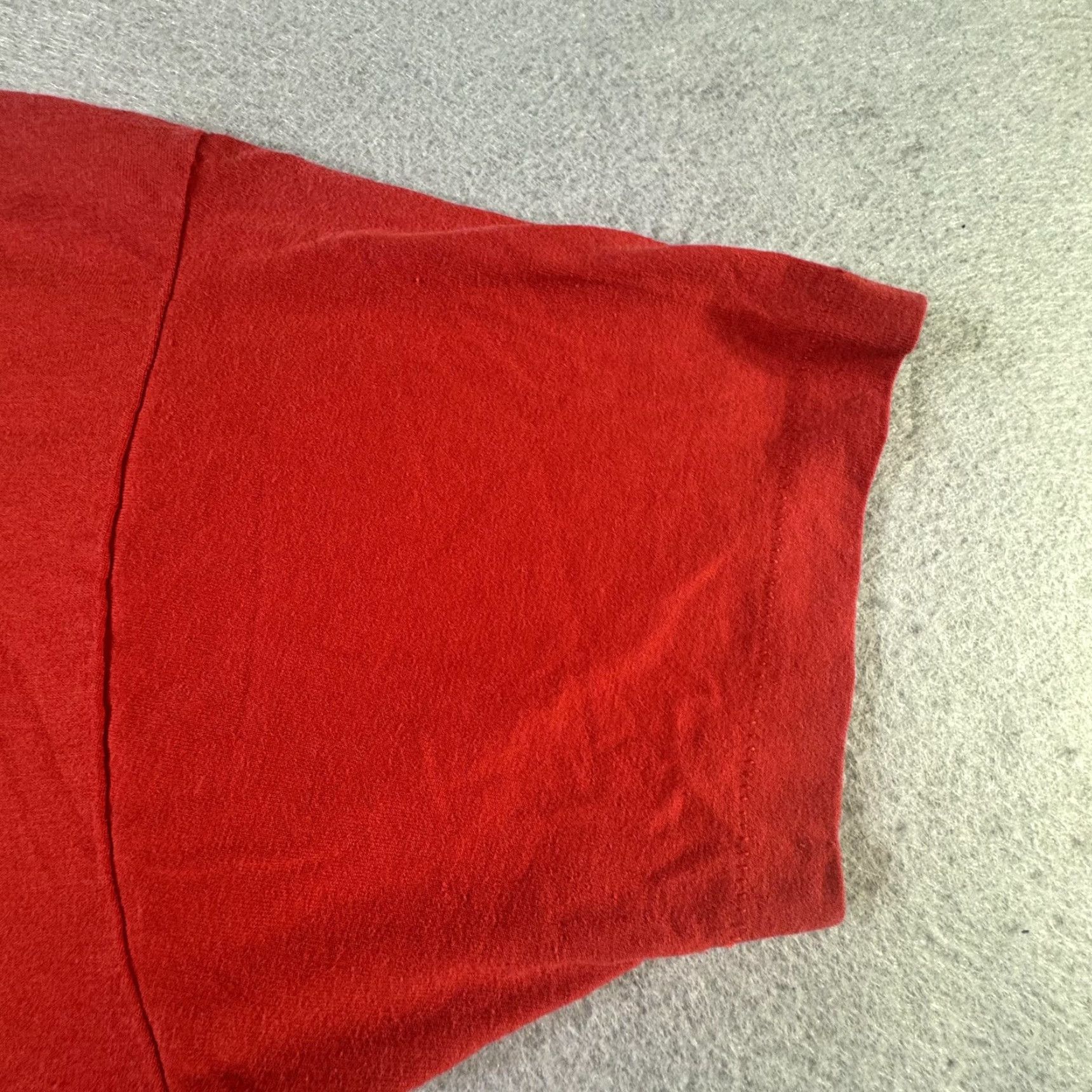 Vintage VINTAGE Screen Stars Best Shirt Mens Large Red Crew Neck Short Sleeve Cotton Polyester 50/50 Single Stitch 80s 90s Tee Made in USA Mens Size US L / EU 52-54 / 3 - 3 Thumbnail