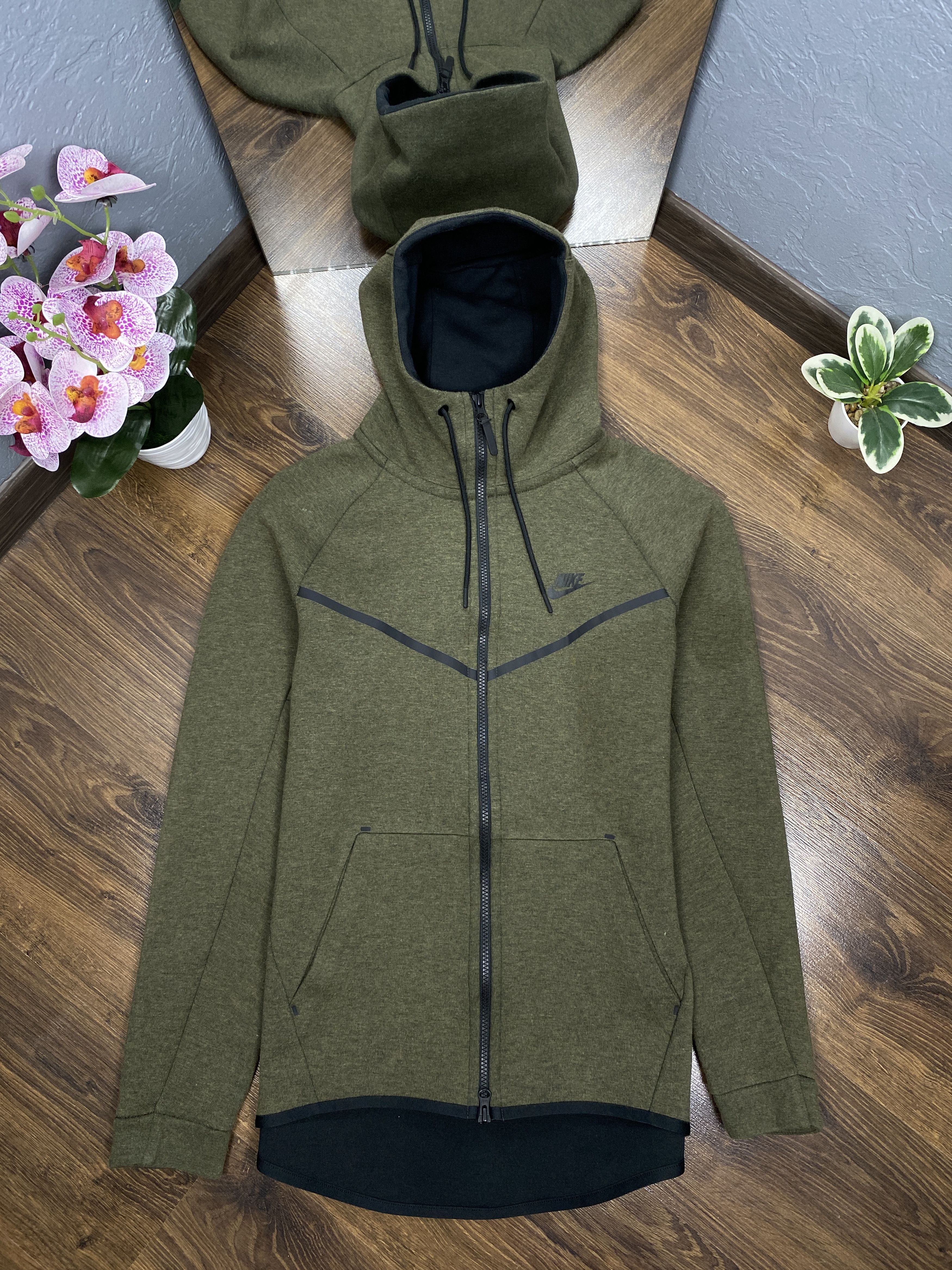 Nike Nike Tech Fleece Mens Zip Hoodie Size US M / EU 48-50 / 2 - 1 Thumbnail
