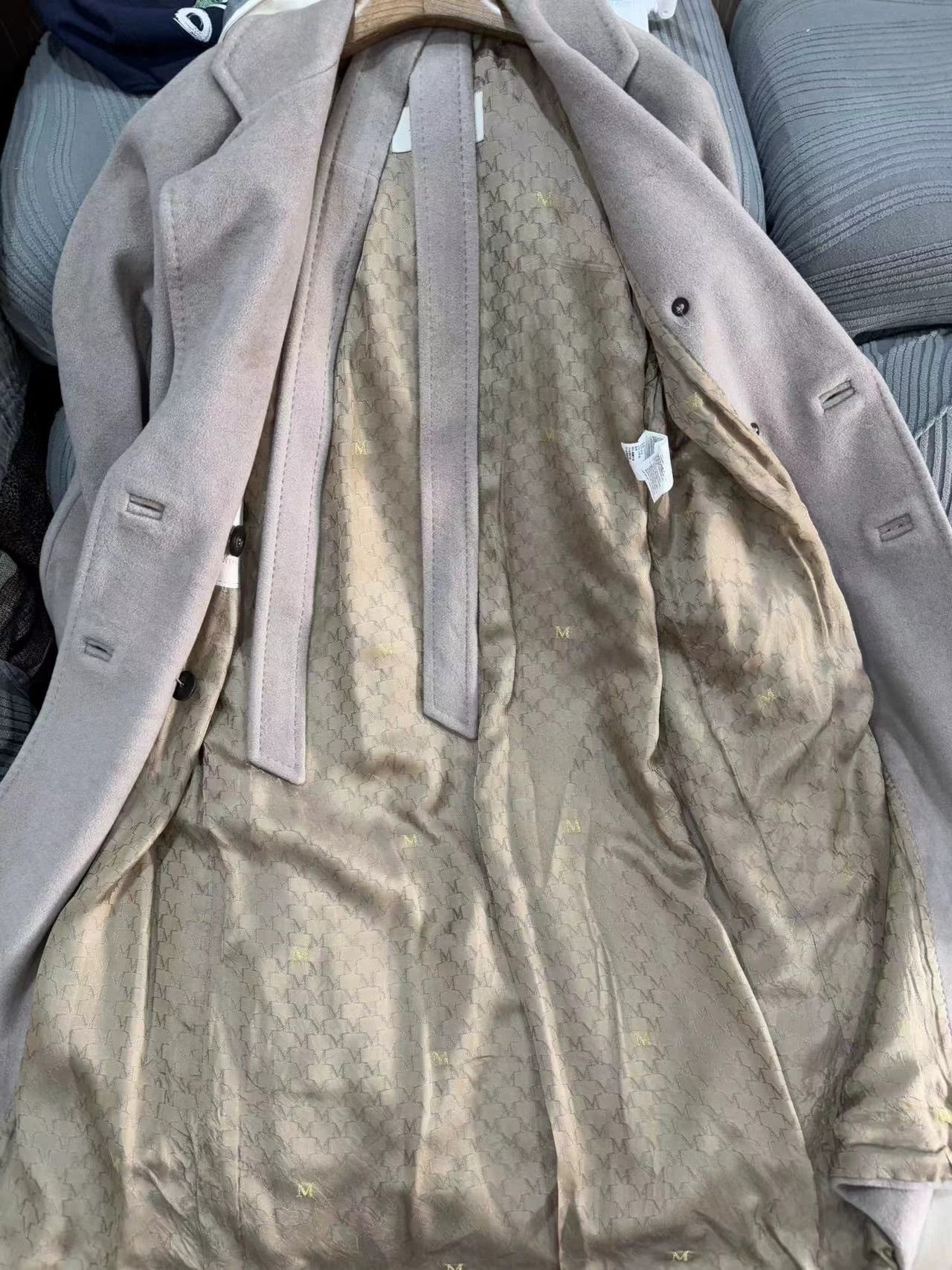 Max Mara Maxmara 101801 Sand Coat 36 (Hanger, Dust Bag, Brush) Size XS / US 0-2 / IT 36-38 - 3 Thumbnail