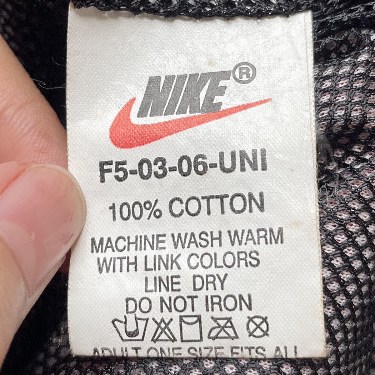 Nike × Vintage Vintage Brand Nike Windbreaker Nylon Jacket 1990s Size US L / EU 52-54 / 3 - 11 Thumbnail