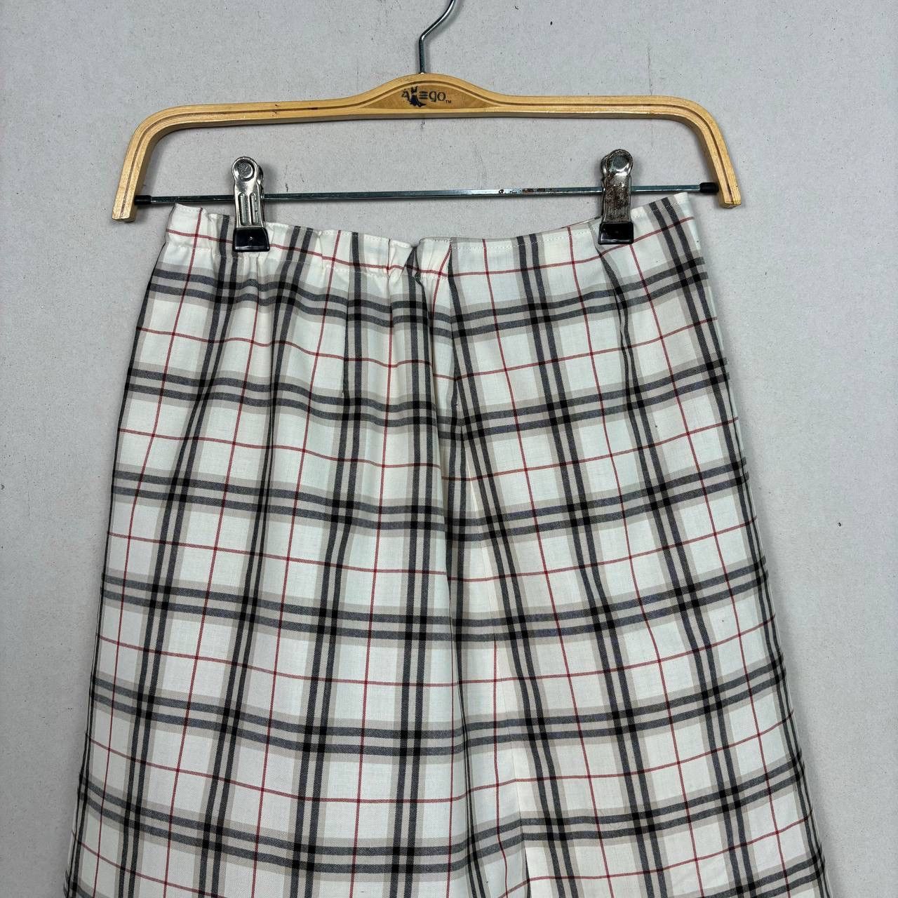 Burberry Authentic Burberry Nova Check Skirt Size 26" / US 2 / IT 38 - 3 Thumbnail