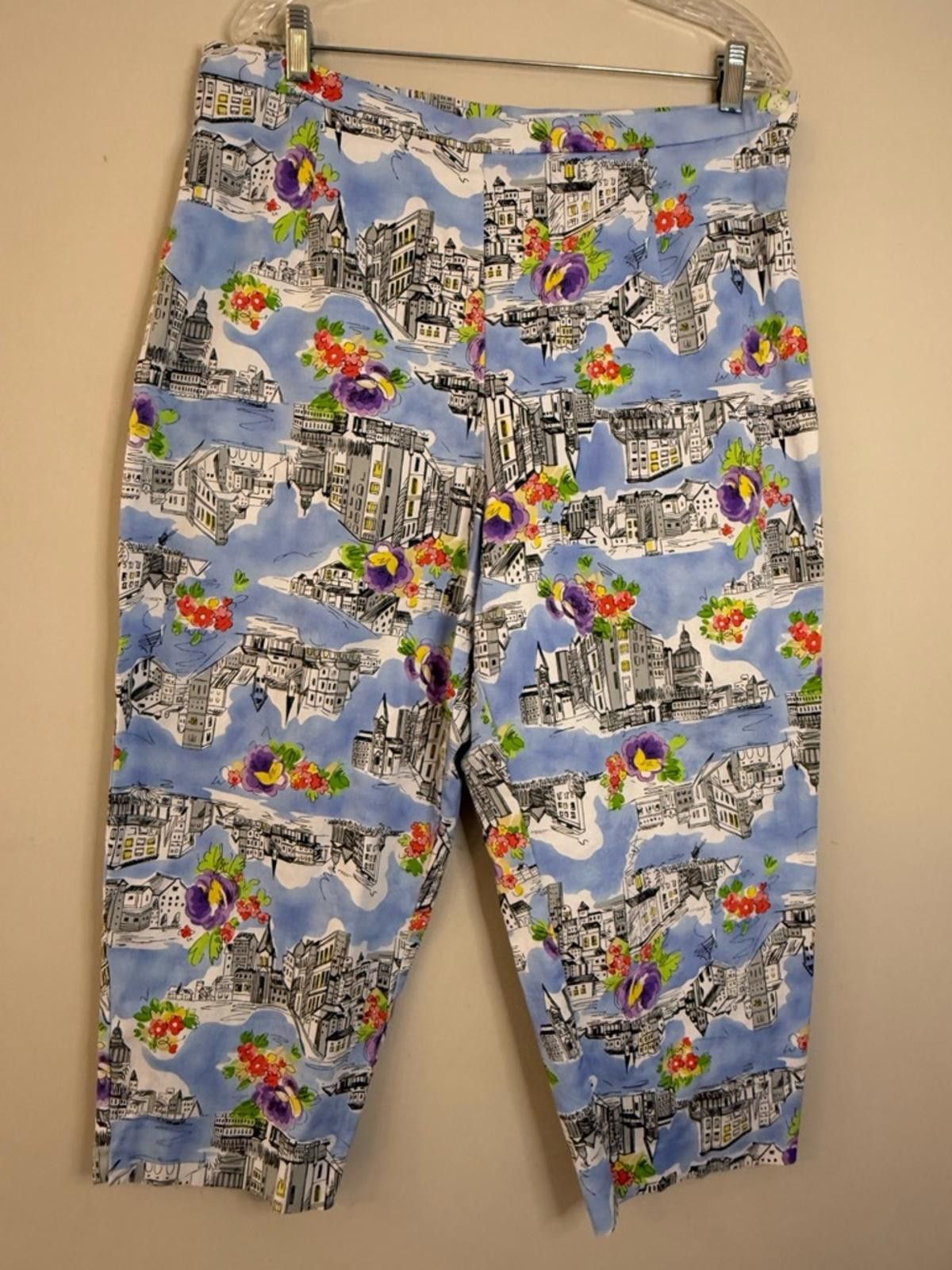 Other Briggs colorful boho floral city scene cropped pants SZ 18W Size 40" / US 18 - 1 Thumbnail