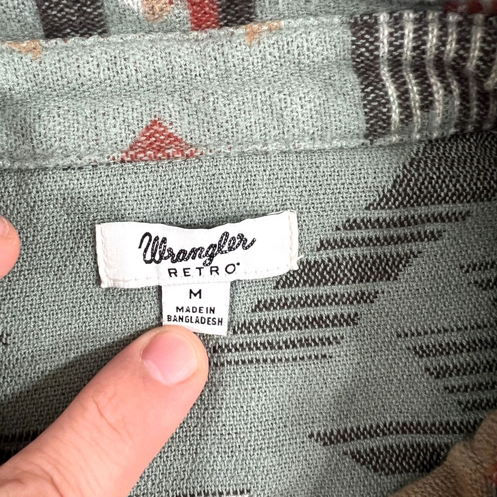 Wrangler Wrangler Retro Shirt Women’s Size Medium Aztec Print Jacquard Pearl Snap Flannel Size M / US 6-8 / IT 42-44 - 3 Thumbnail