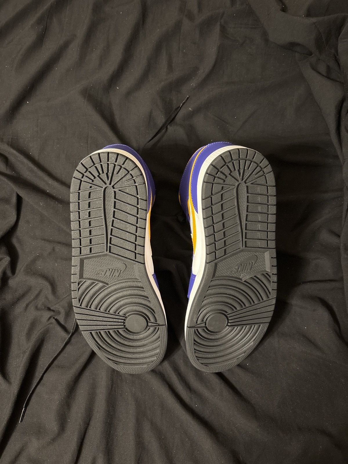 Jordan Brand Nike/Jordan 1s Size US 11 / EU 44 - 7 Thumbnail