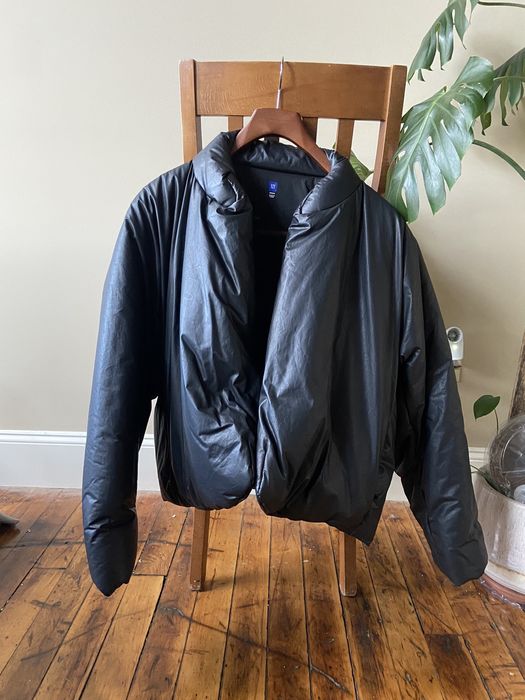 Gap Yeezy x Gap Round Jacket Black | Grailed