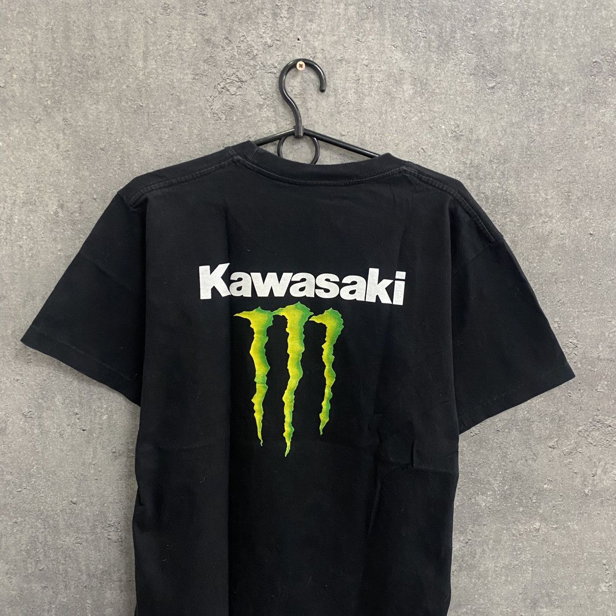 Vintage Vintage Kawasaki Monster Energy Racing Big Logo T-Shirt Size US L / EU 52-54 / 3 - 8 Thumbnail