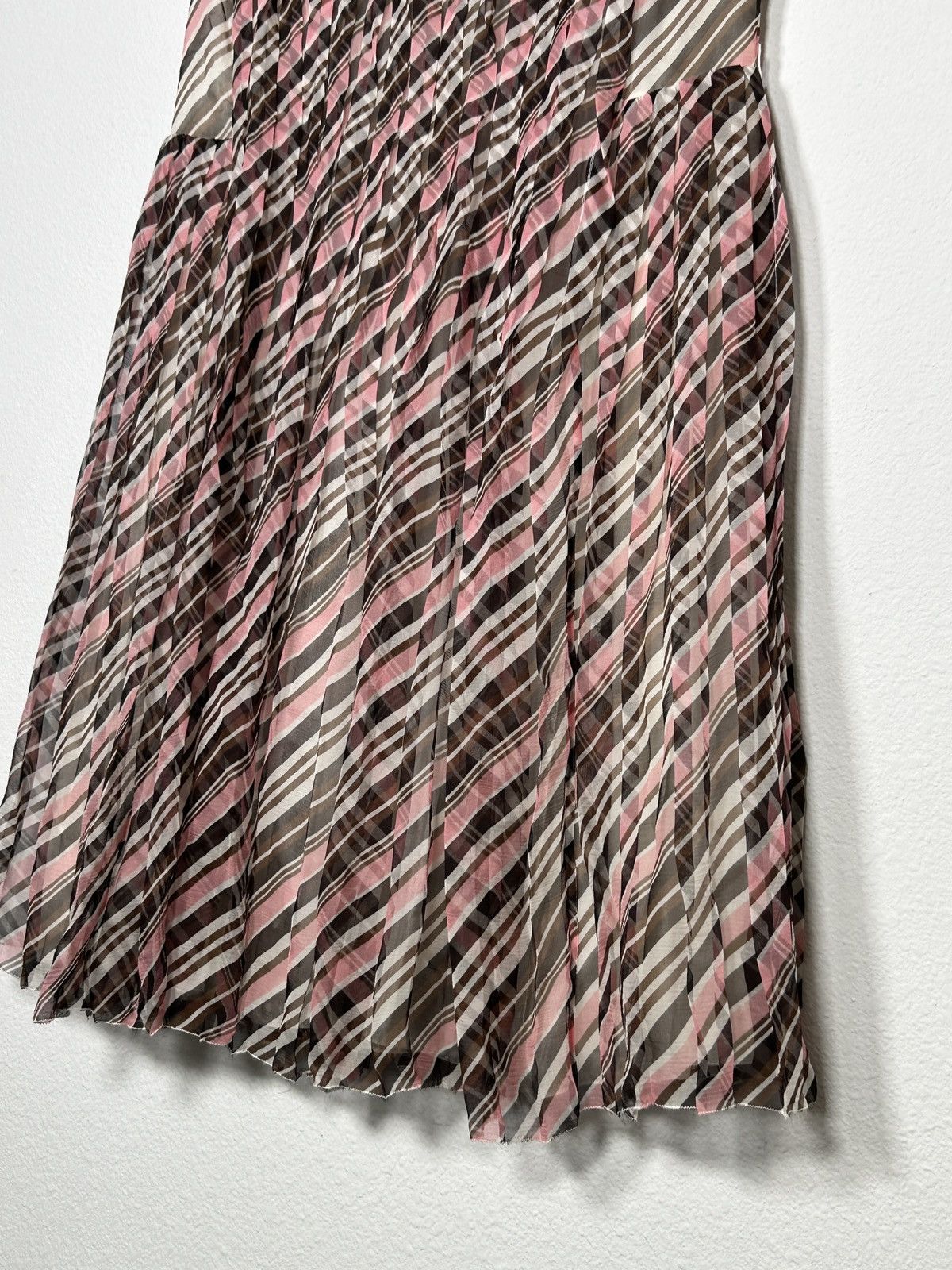 Prada Silk Plaid Pleated Sleeveless Mini Dress Size M / US 6-8 / IT 42-44 - 3 Thumbnail