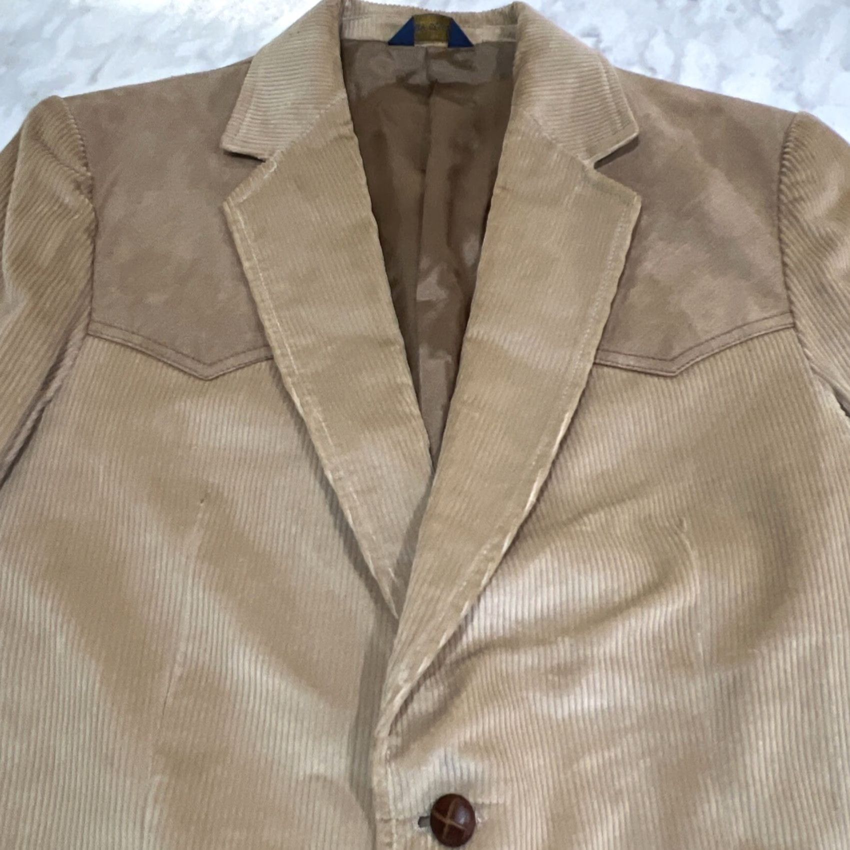 Pendleton VINTAGE Pendleton Mens Blazer Corduroy Jacket 40 Tan Western Suede Patch Two-Button Notch Tailored Single-Vented Chest 40 Mens WVTBLAZR Size 40R - 3 Thumbnail