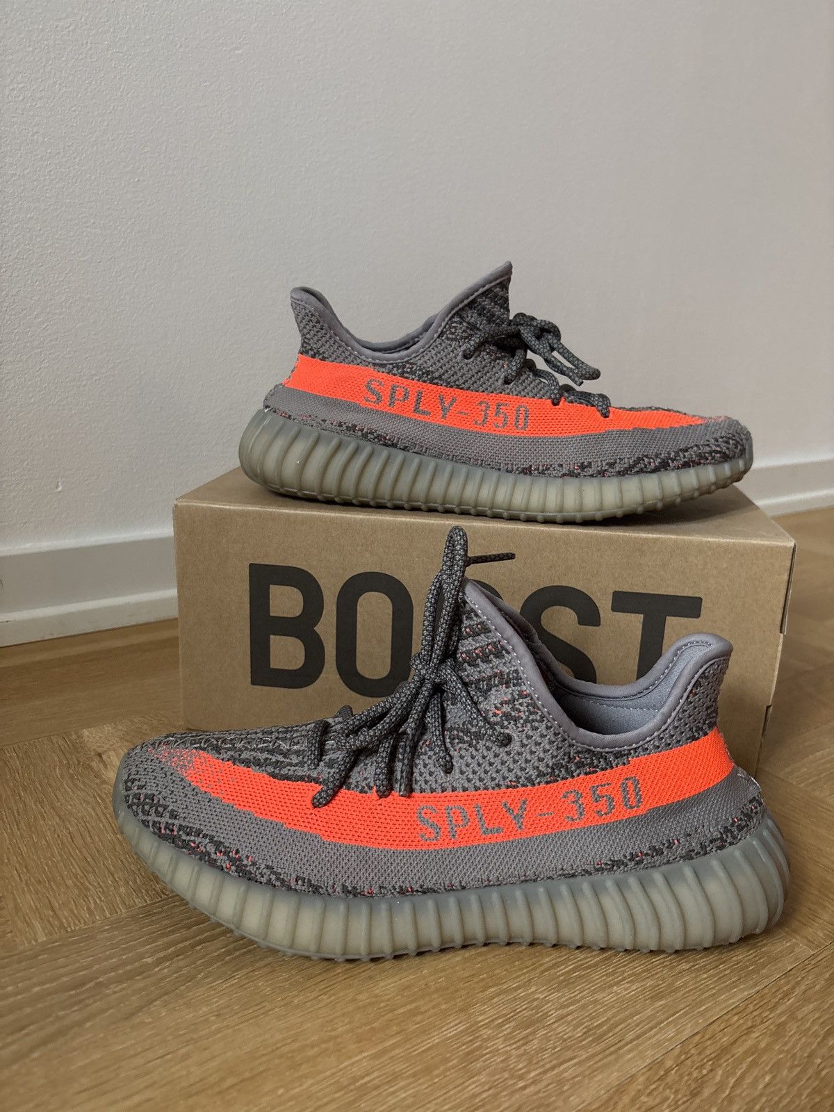 Adidas Yeezy boost 350 V2 Size US 8 / EU 41 - 2 Thumbnail