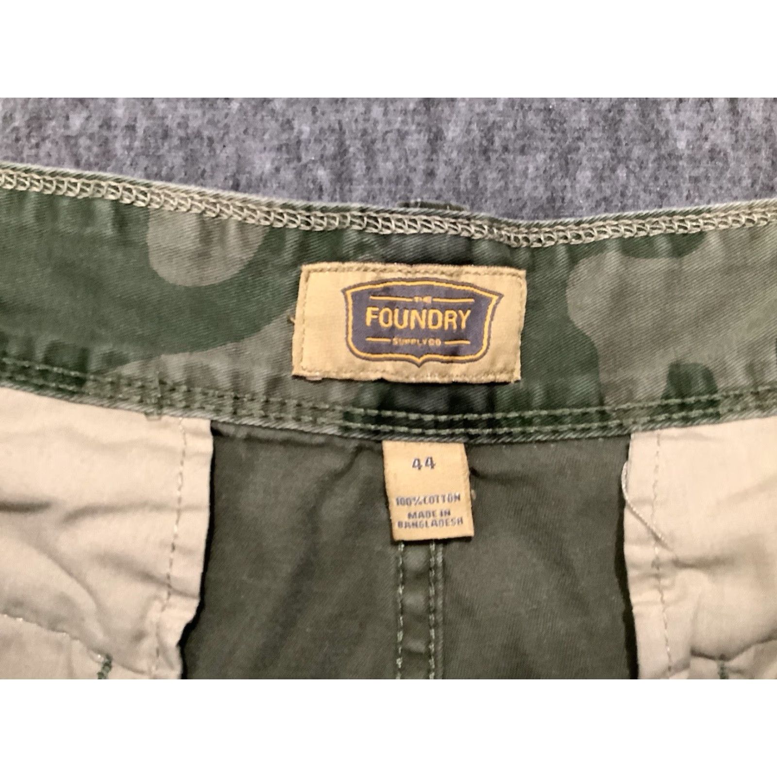 Vintage Foundry Cargo Shorts Camouflage Green 44 Mens Cargo Short - Regular Fit, Cotton, 10in Inseam, Zip, Front Flat, Pockets Size US 44 / EU 60 - 3 Thumbnail
