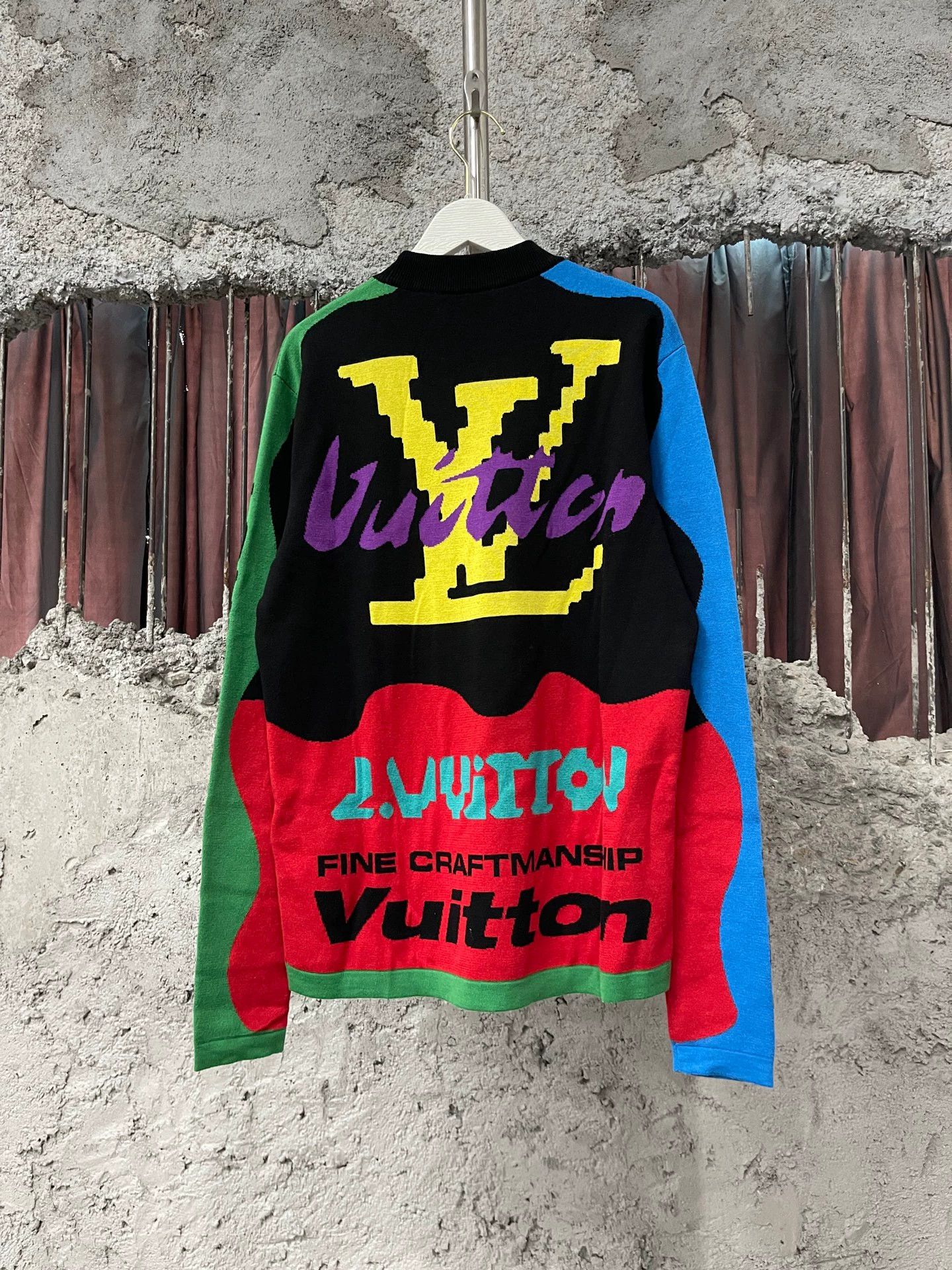 Louis Vuitton LV Sweater XS 99 New tags removed Size US XS / EU 42 / 0 - 2 Thumbnail