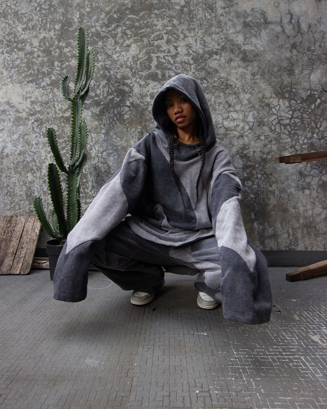 Designer × Handmade DIAMOND STONE HOODIE Size US L / EU 52-54 / 3 - 6 Thumbnail
